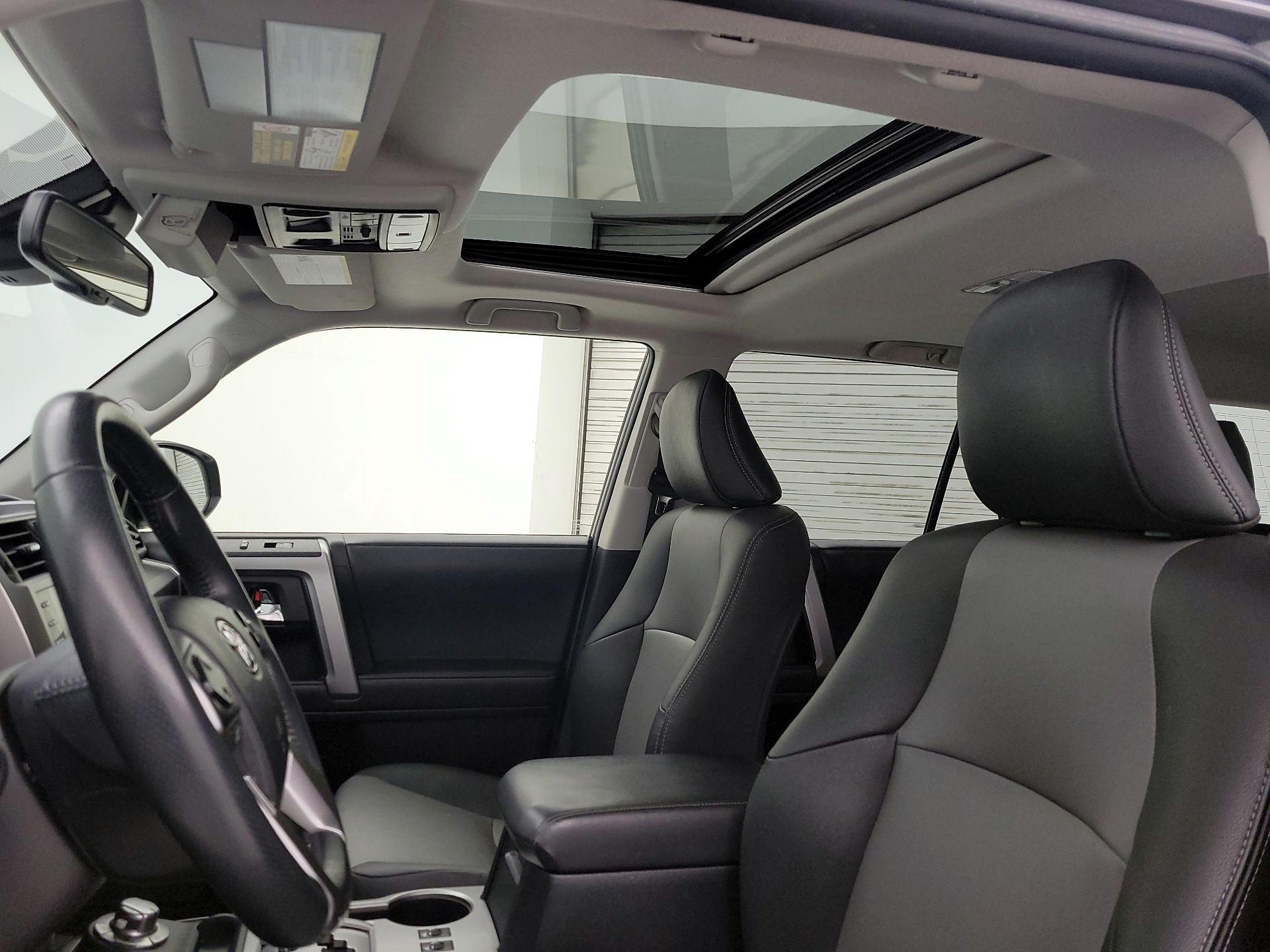 Thumbnail: 2022 Toyota 4Runner - 20