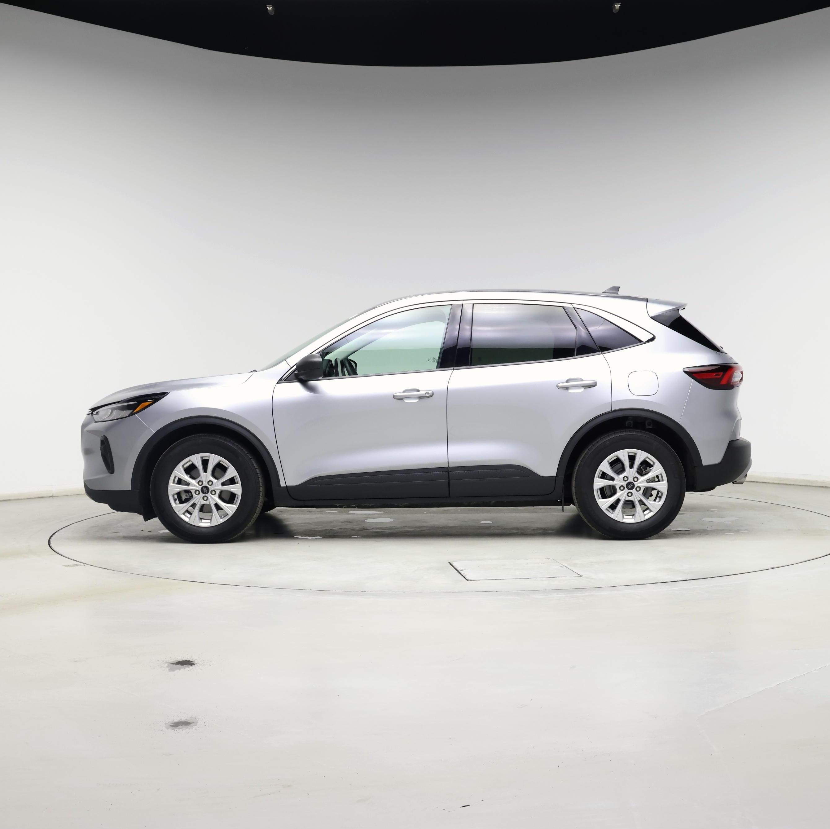 Thumbnail: 2023 Ford Escape - 3