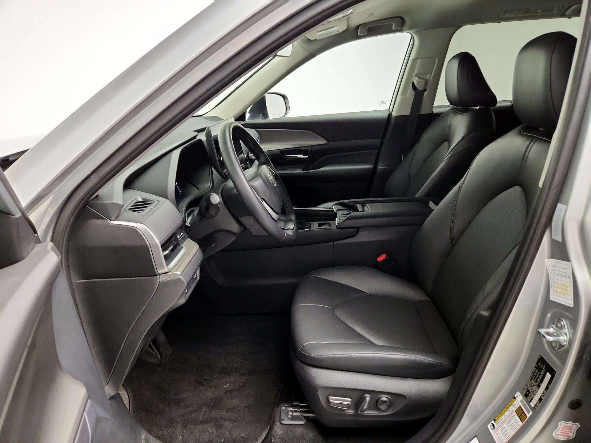 Thumbnail: 2025 Toyota Grand Highlander - 11