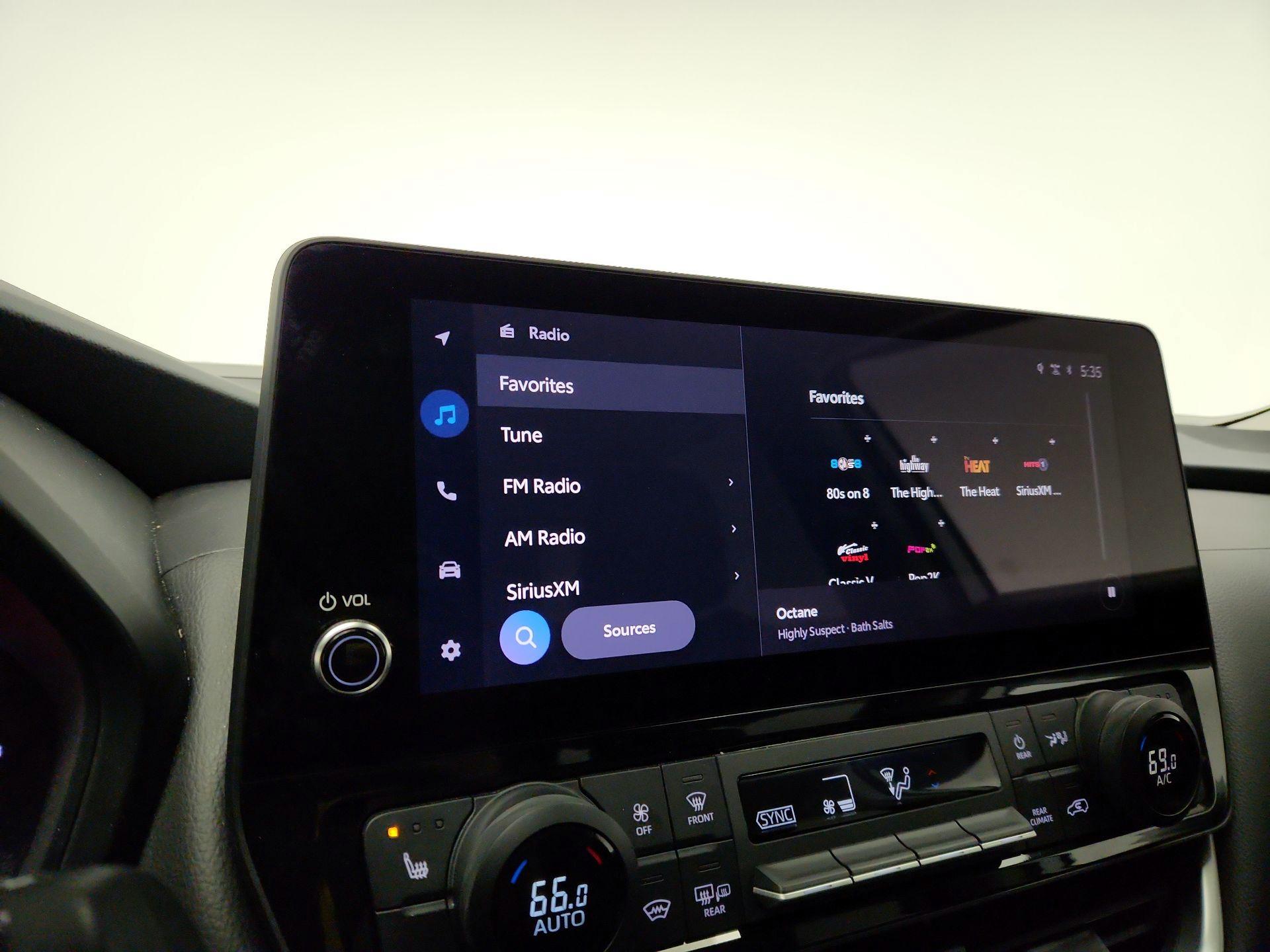 Thumbnail: 2025 Toyota Grand Highlander - 15