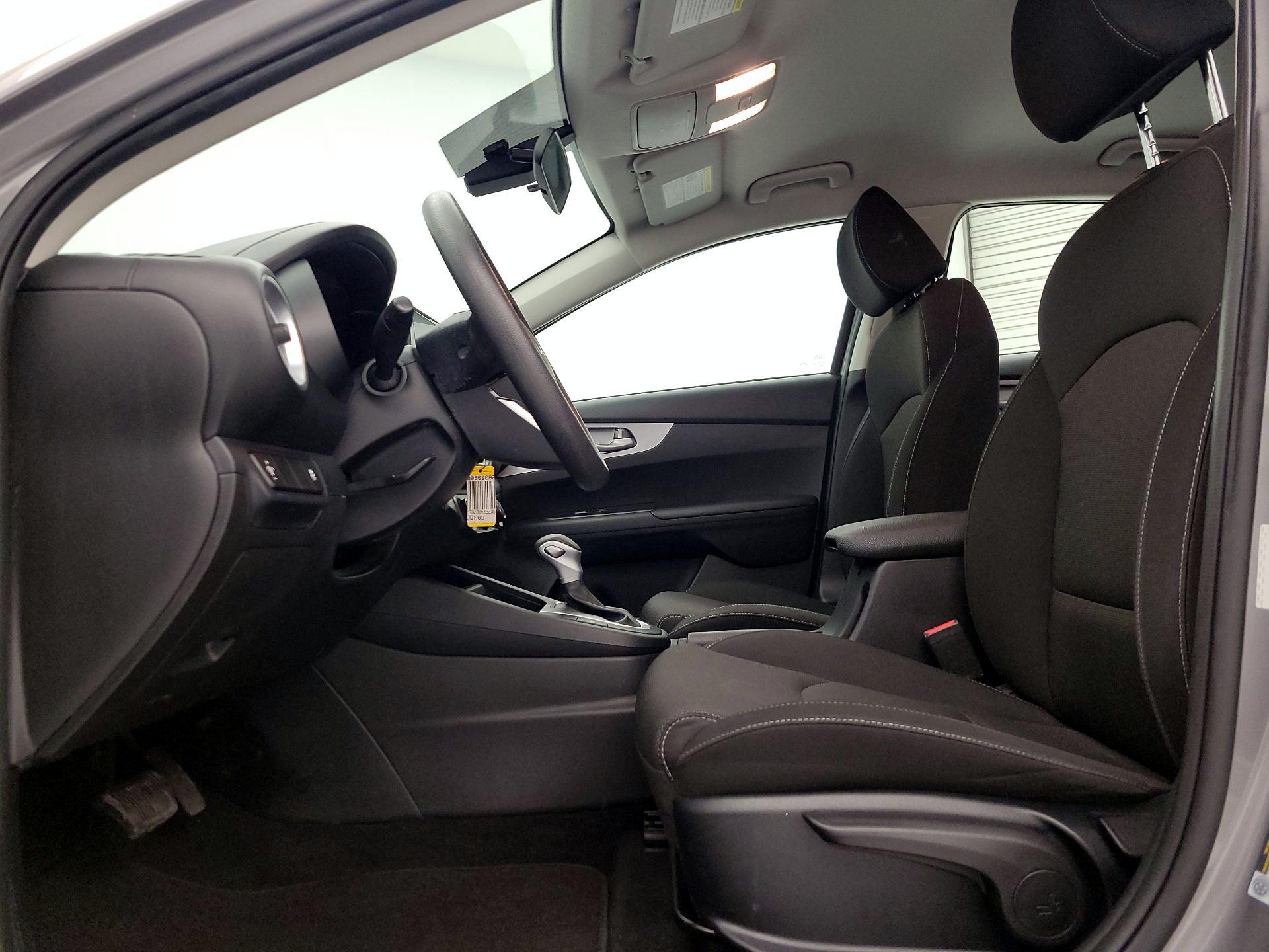 Thumbnail: 2024 Kia Forte - 11