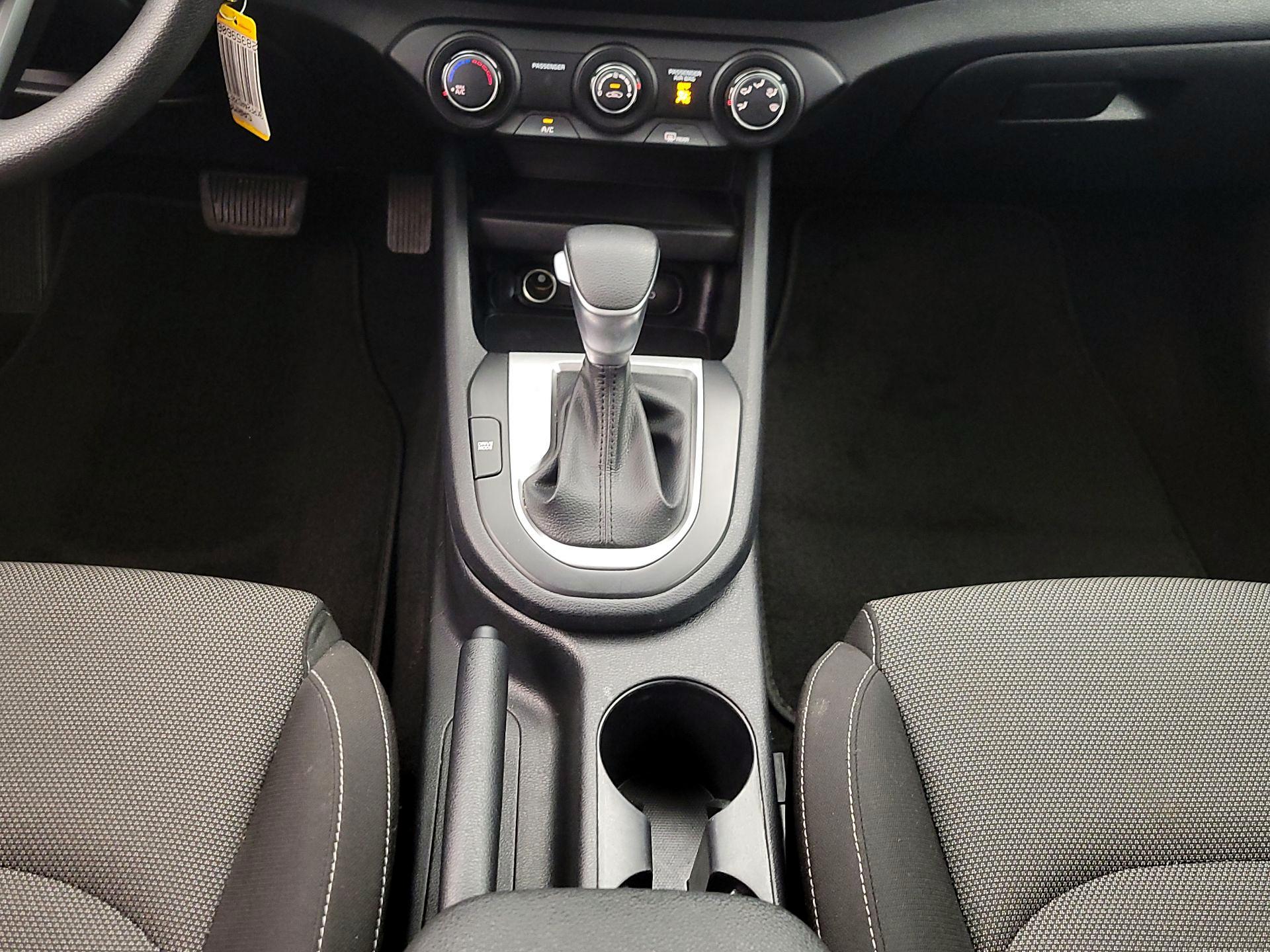 Thumbnail: 2024 Kia Forte - 17