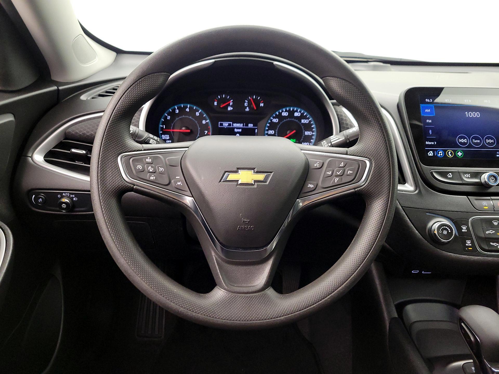 Thumbnail: 2024 Chevrolet Malibu - 10