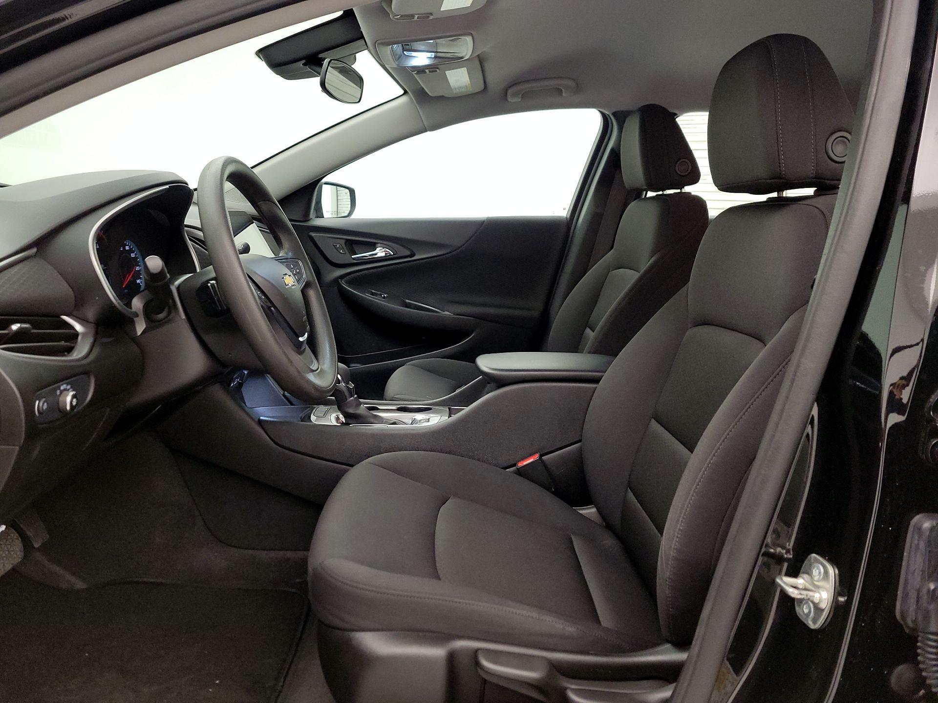 Thumbnail: 2024 Chevrolet Malibu - 11