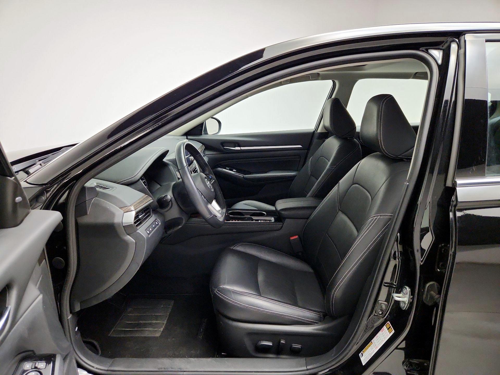 Thumbnail: 2022 Nissan Altima - 11