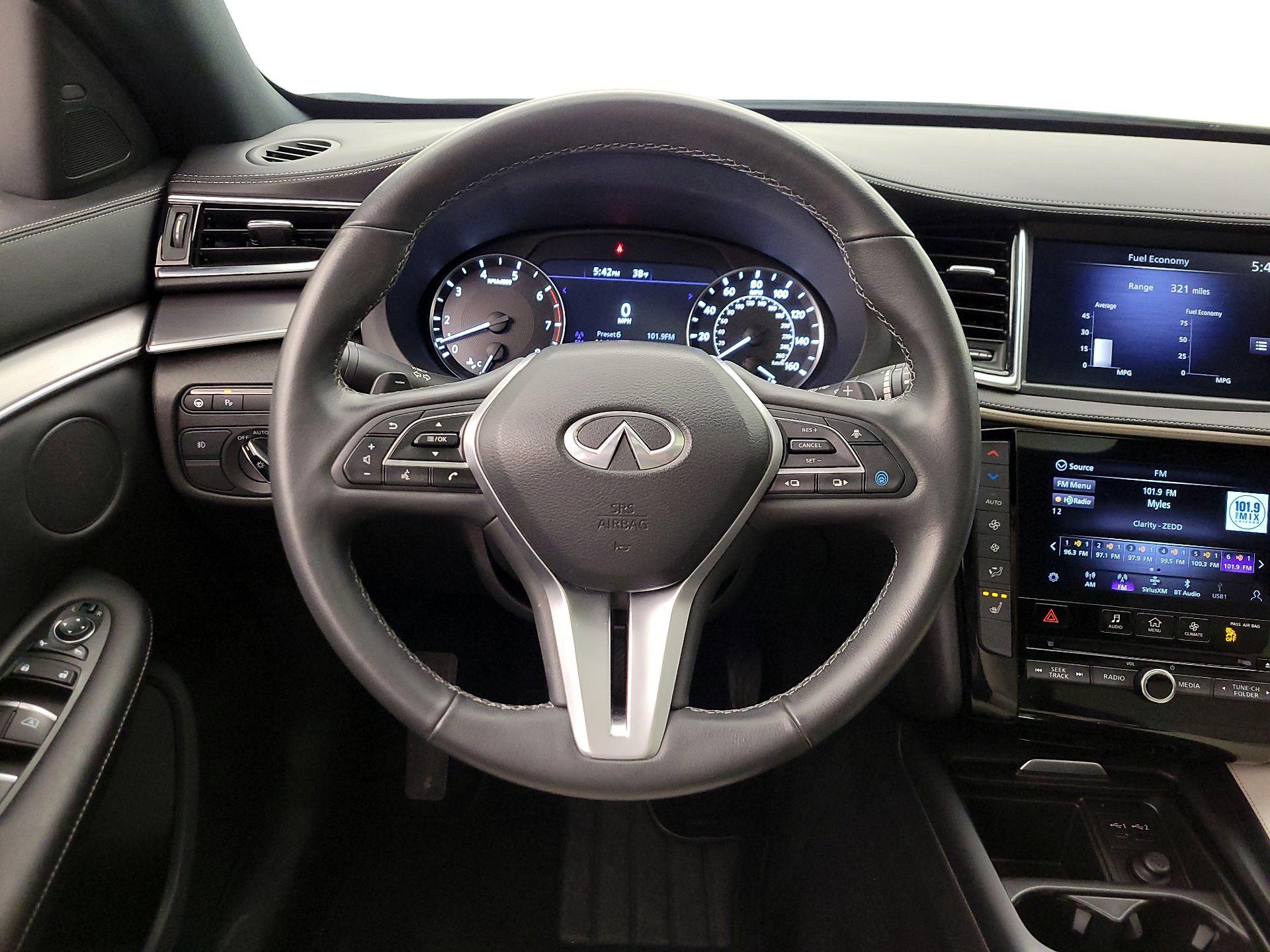 Thumbnail: 2023 INFINITI QX55 - 10