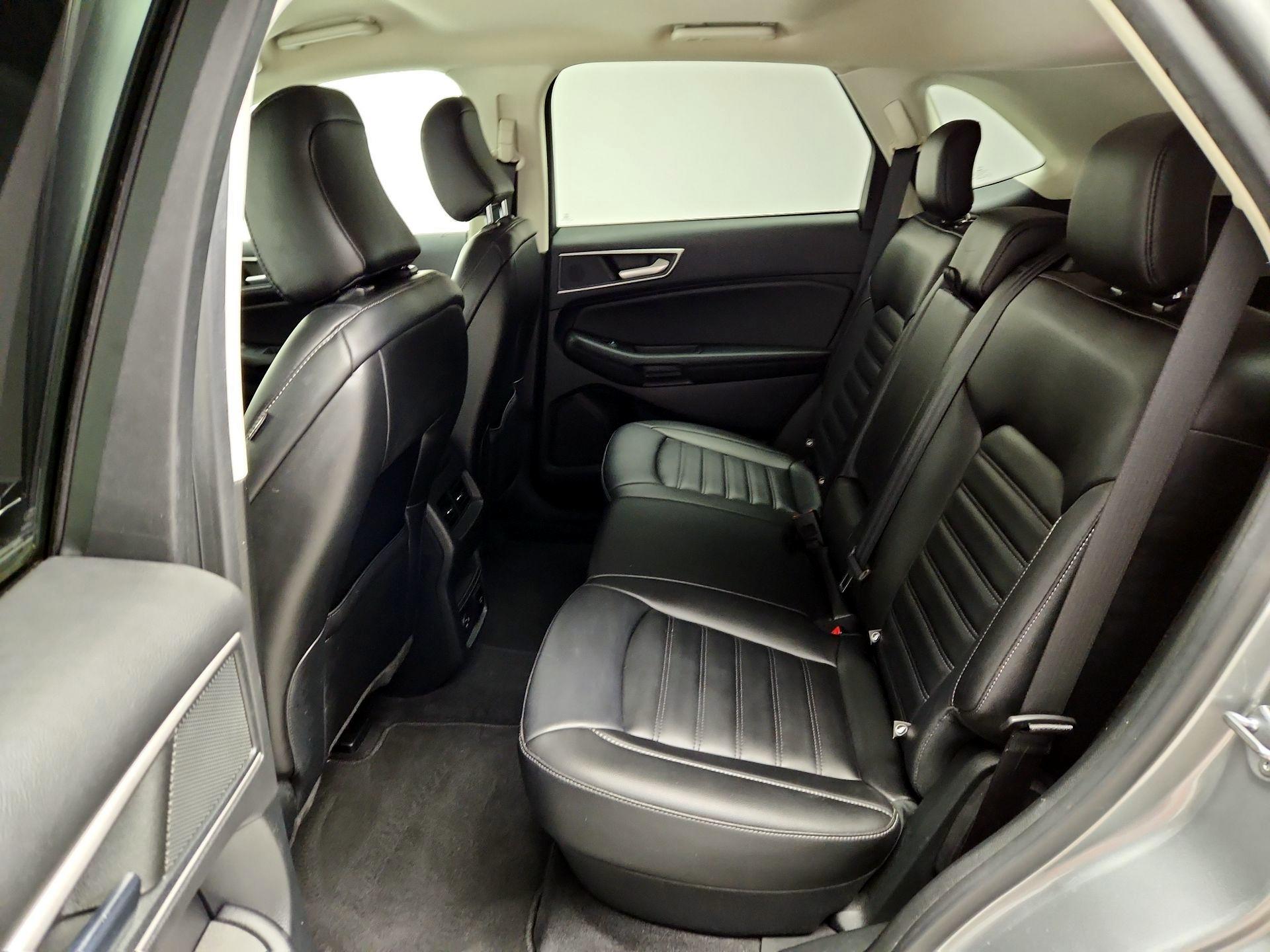 Thumbnail: 2022 Ford Edge - 19