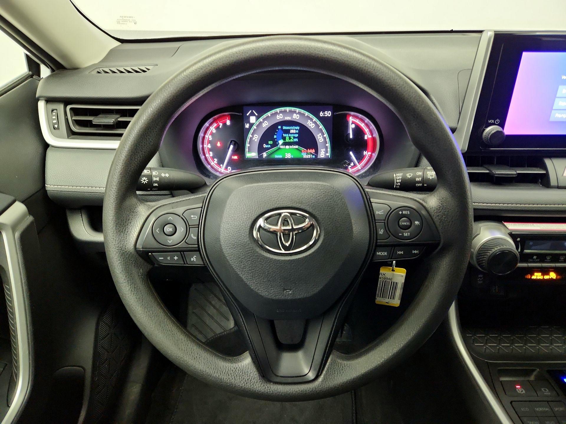 Thumbnail: 2024 Toyota RAV4 - 10