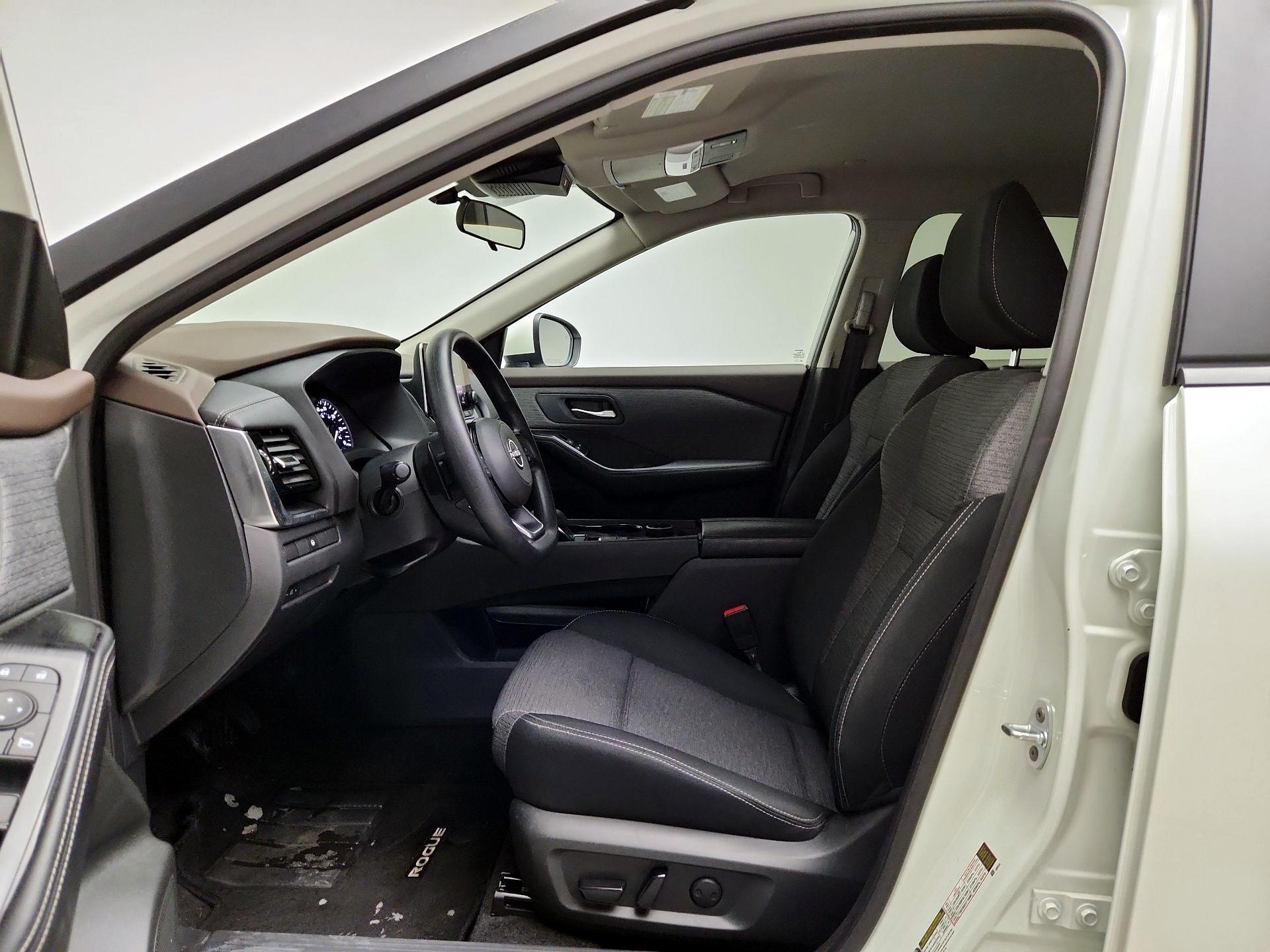 Thumbnail: 2023 Nissan Rogue - 11