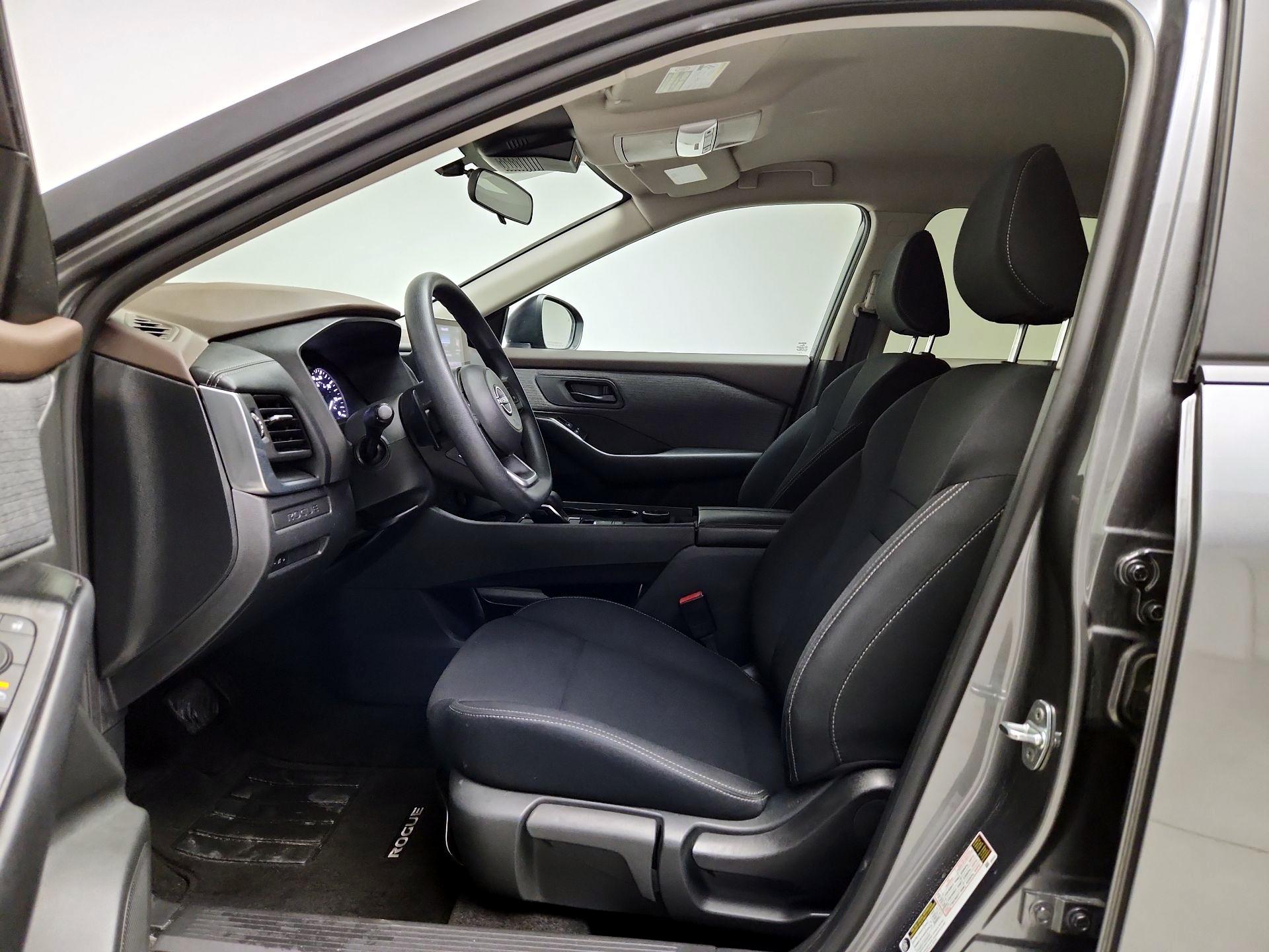 Thumbnail: 2023 Nissan Rogue - 11