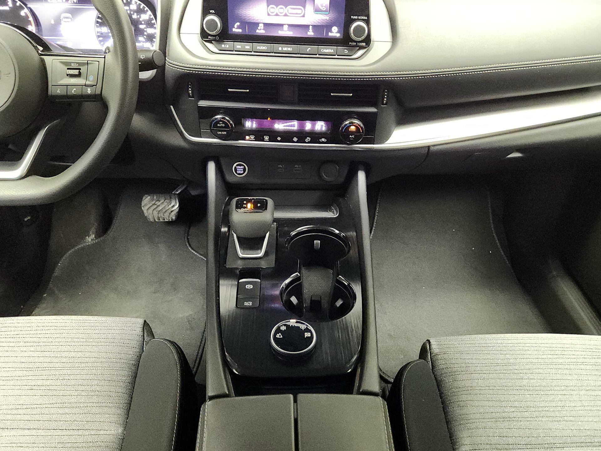 Thumbnail: 2023 Nissan Rogue - 17