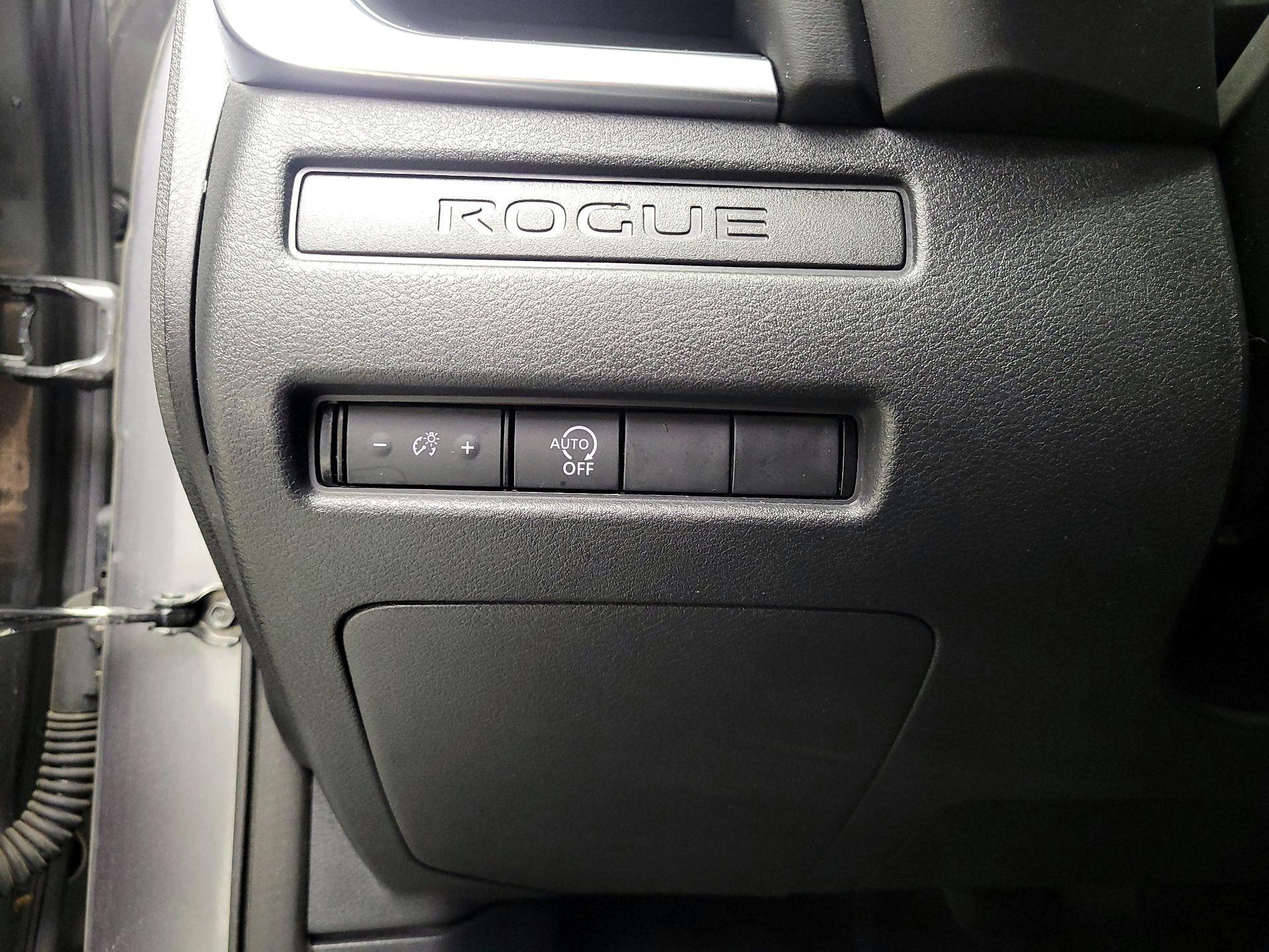 Thumbnail: 2023 Nissan Rogue - 13