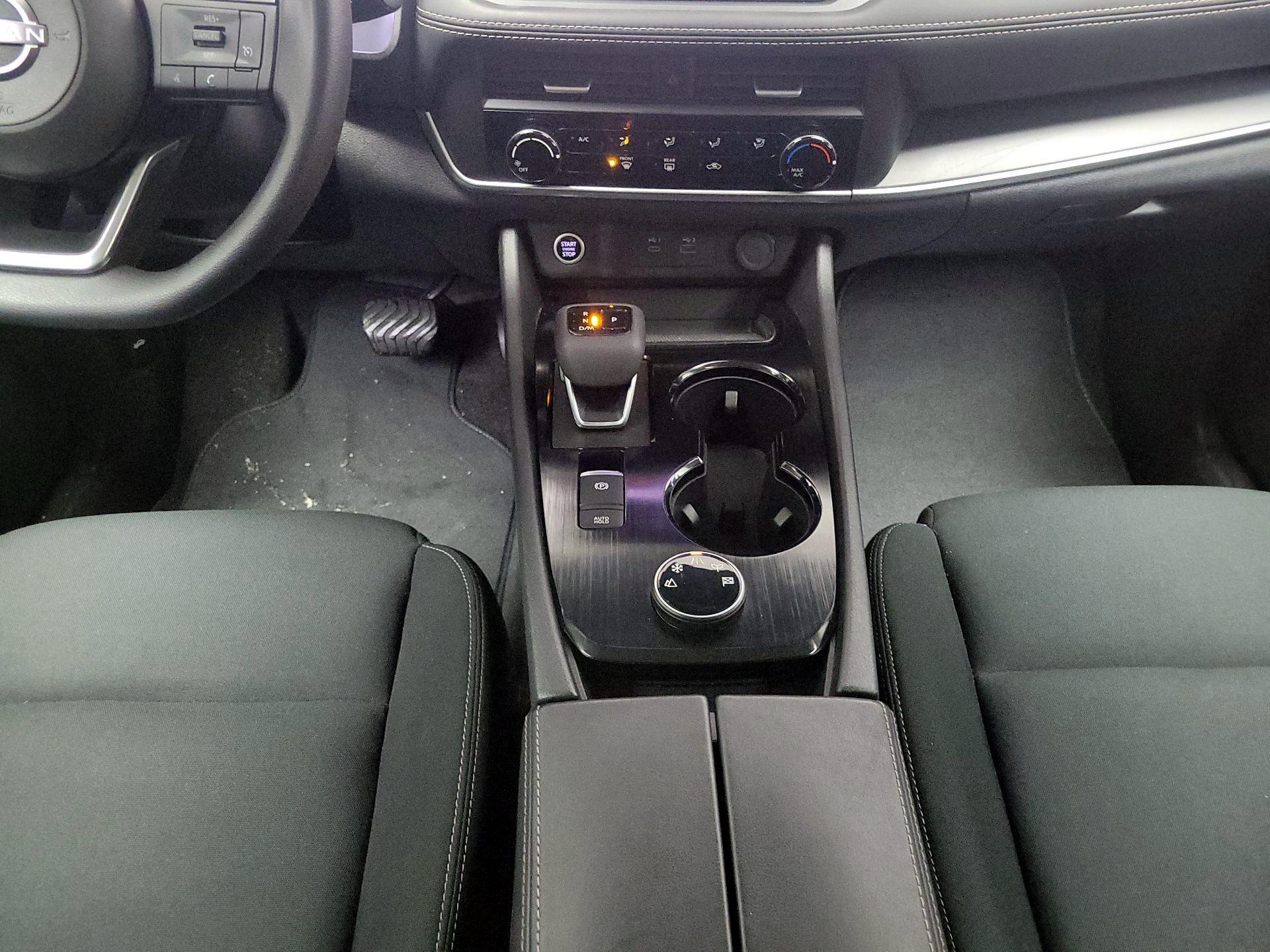 Thumbnail: 2023 Nissan Rogue - 17