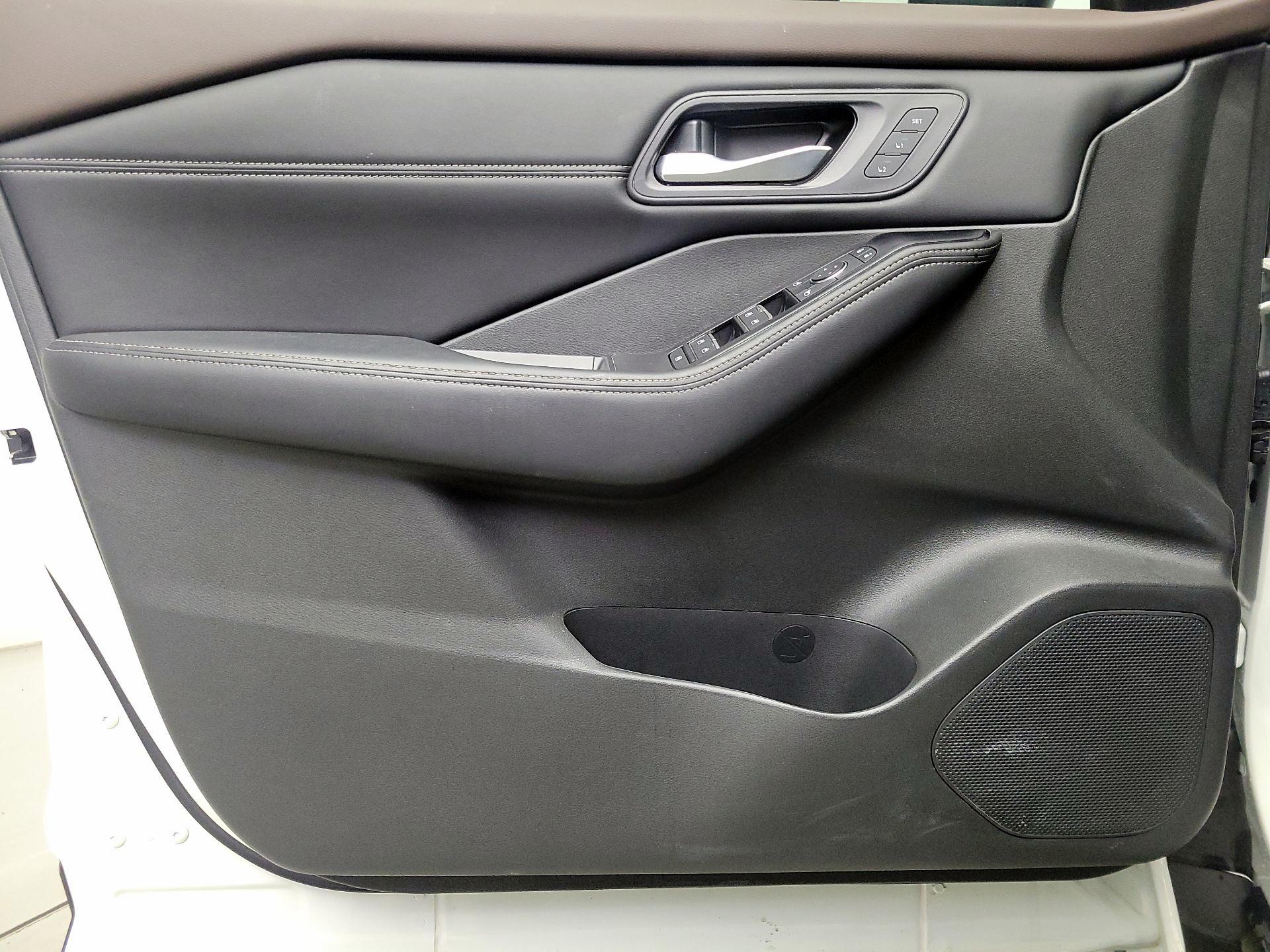 Thumbnail: 2023 Nissan Rogue - 12