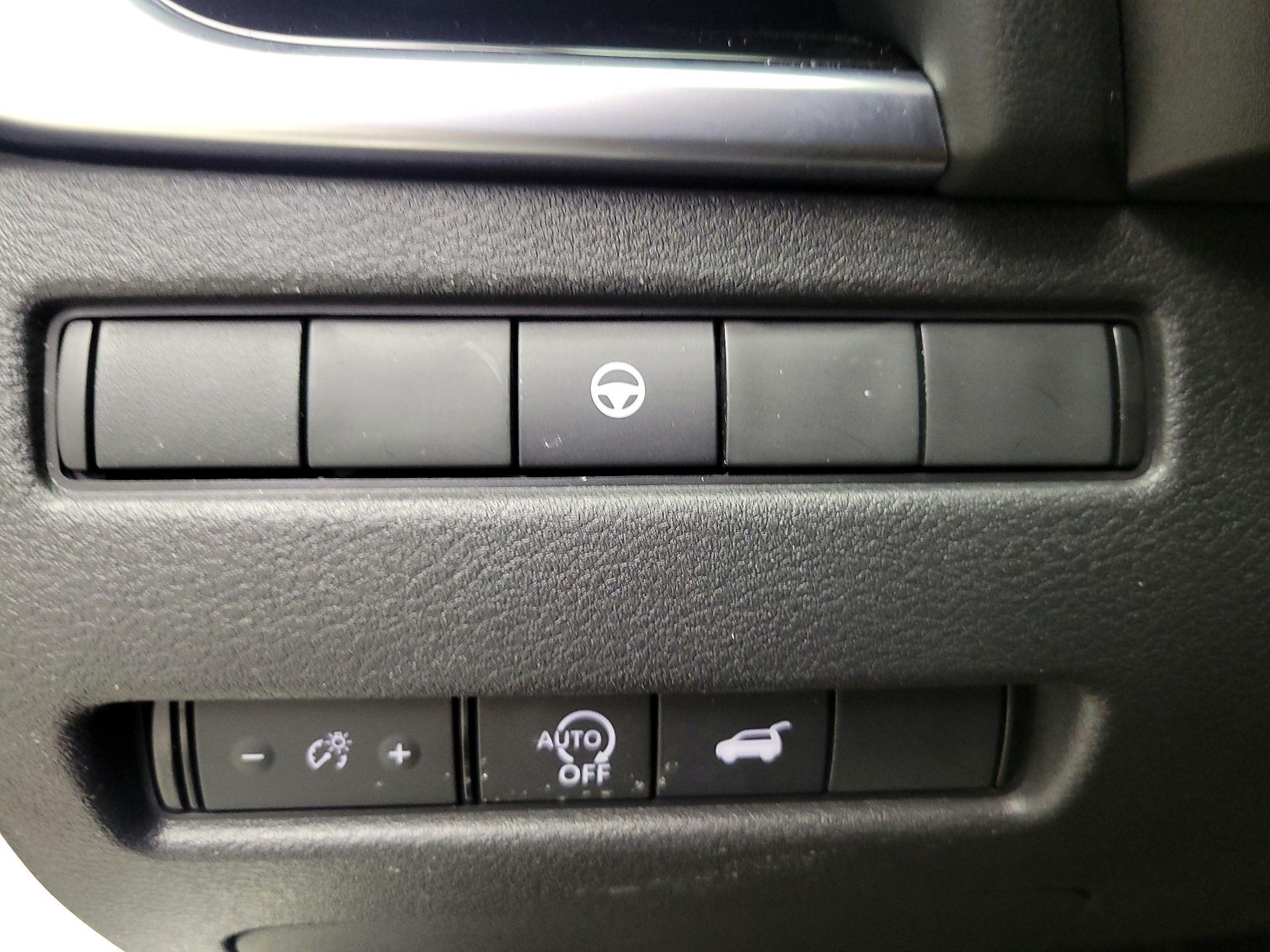 Thumbnail: 2023 Nissan Rogue - 13