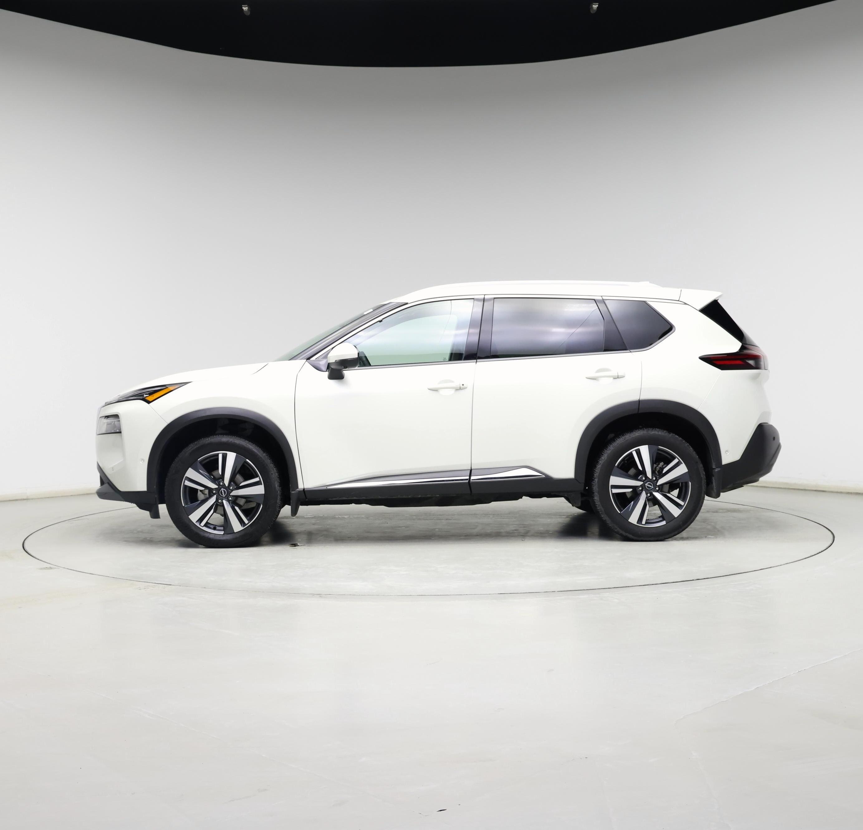 Thumbnail: 2023 Nissan Rogue - 3