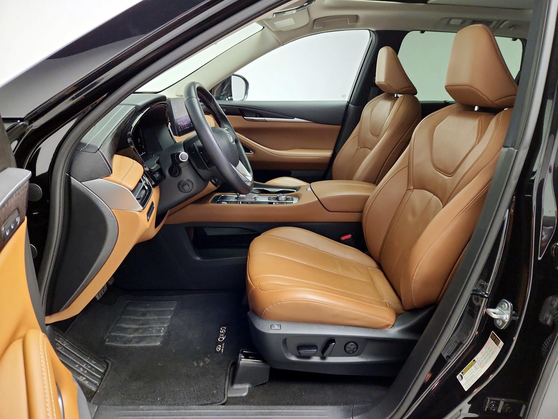 Thumbnail: 2023 INFINITI QX60 - 11