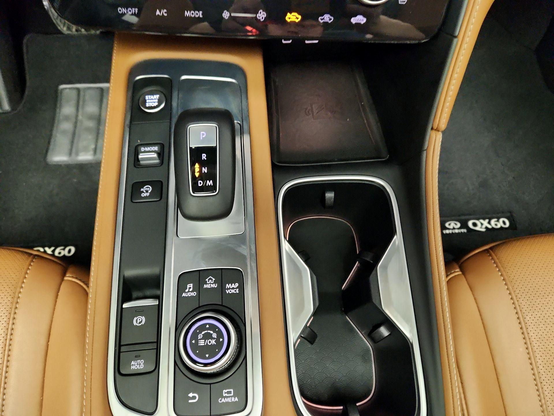 Thumbnail: 2023 INFINITI QX60 - 18