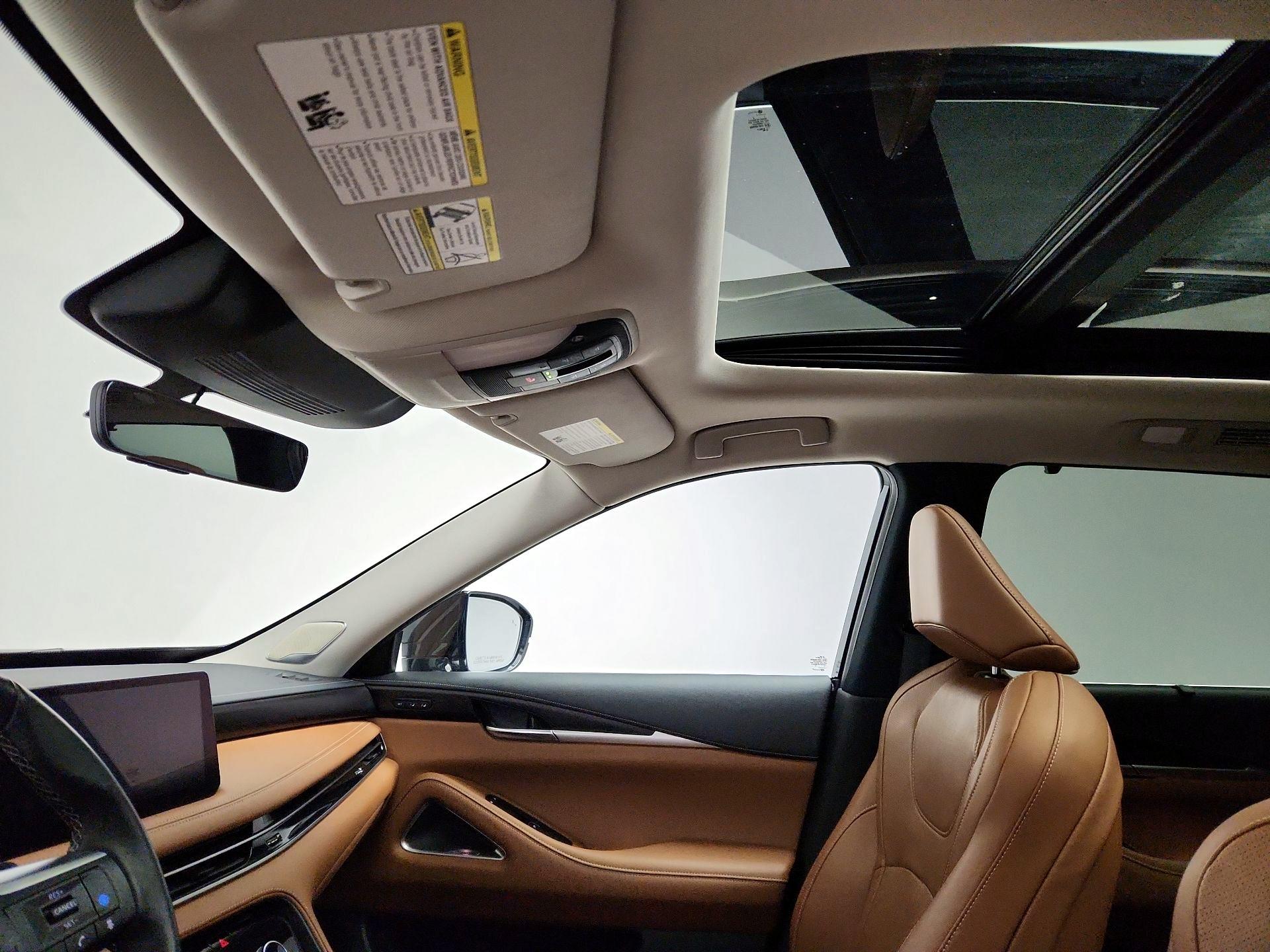 Thumbnail: 2023 INFINITI QX60 - 20