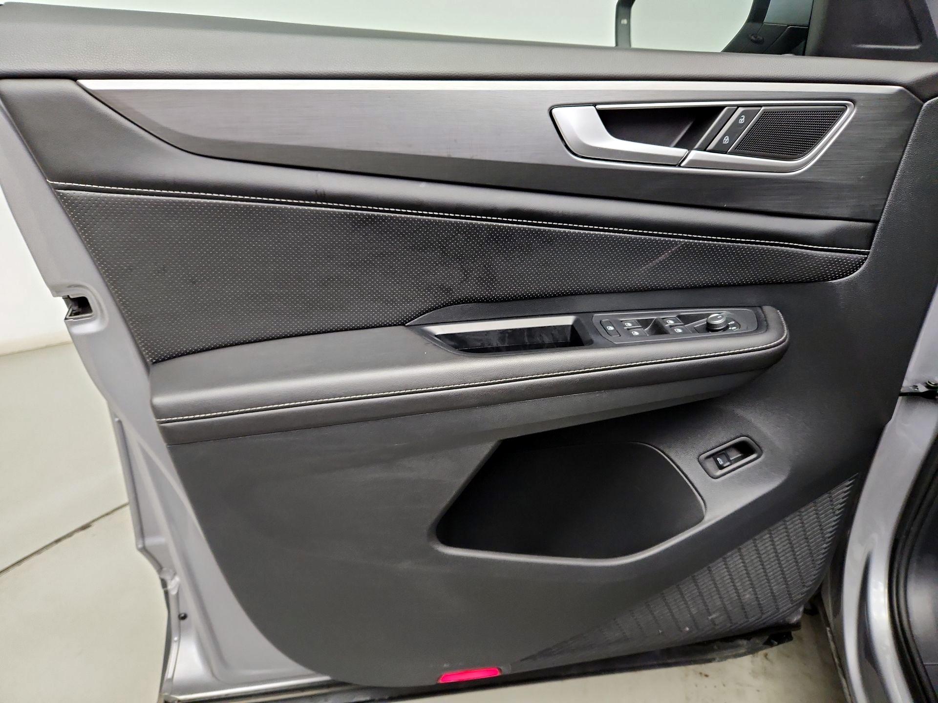 Thumbnail: 2024 Volkswagen Atlas - 12