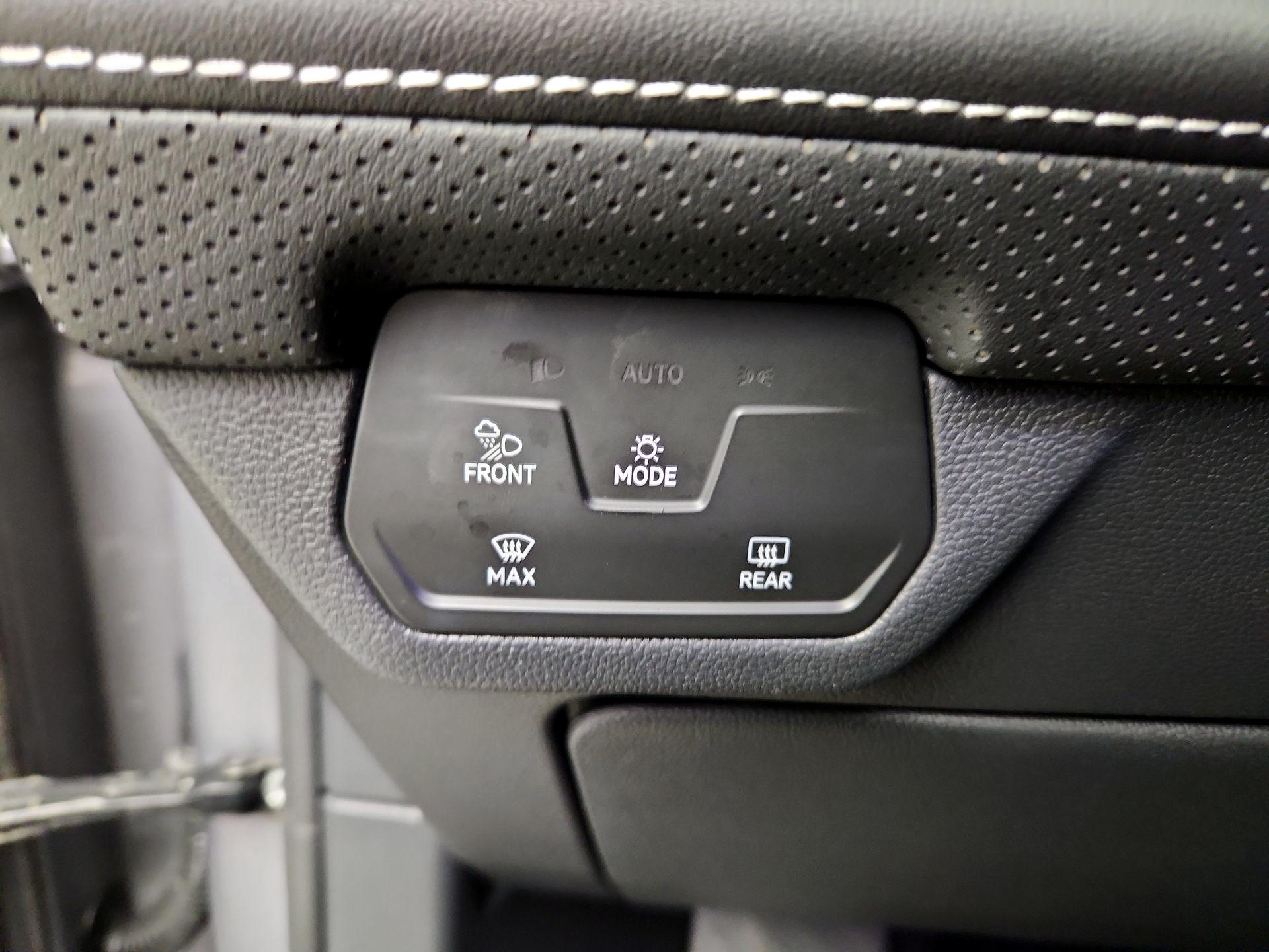 Thumbnail: 2024 Volkswagen Atlas - 13