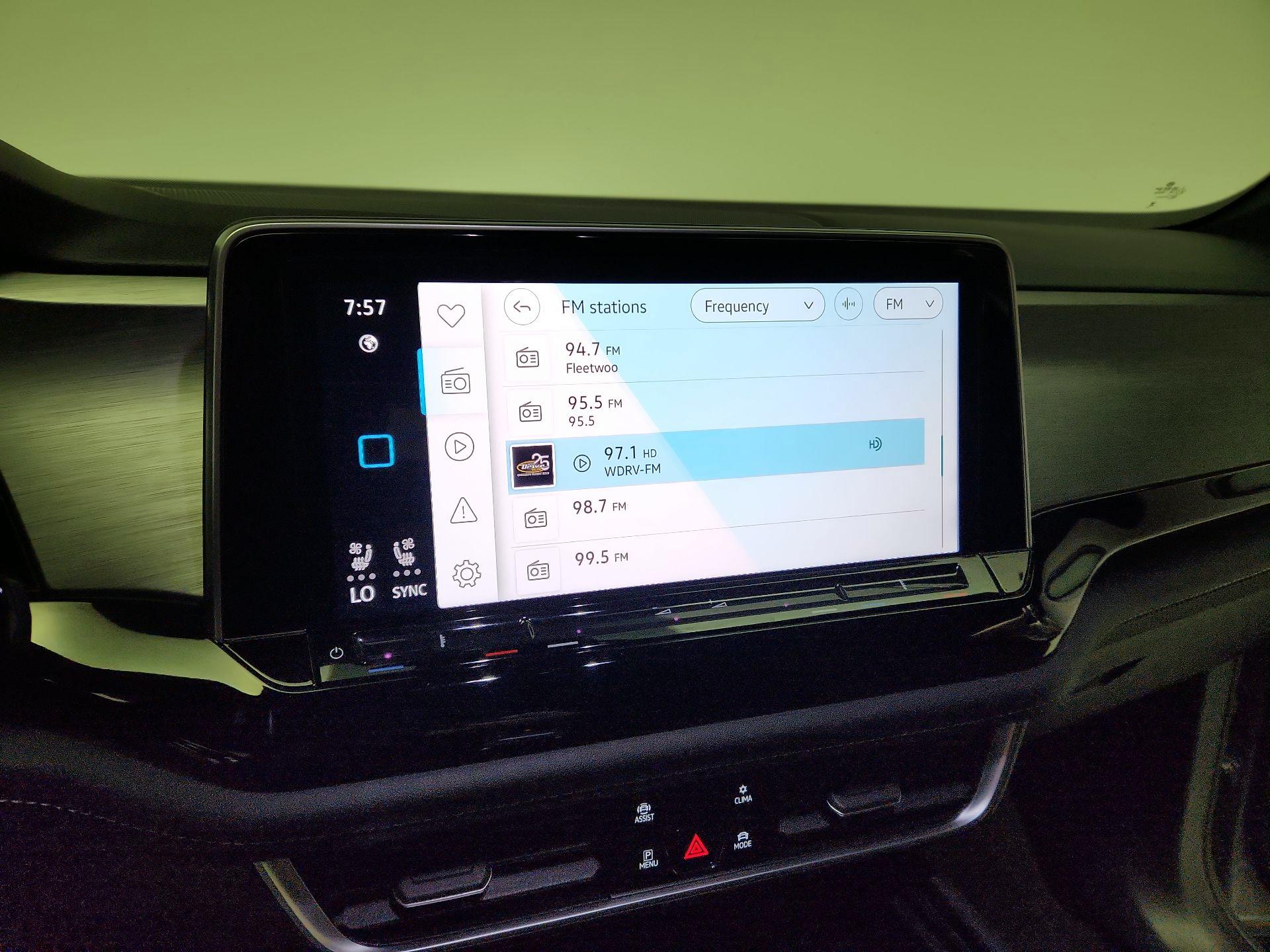 Thumbnail: 2024 Volkswagen Atlas - 15