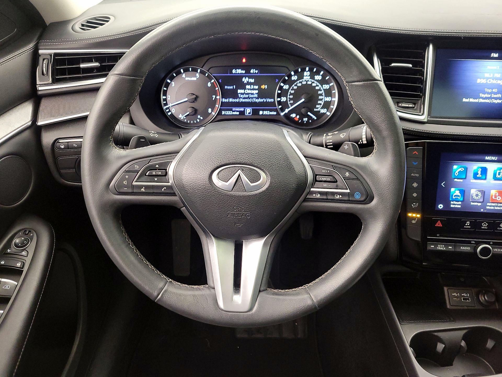 Thumbnail: 2023 INFINITI QX50 - 10