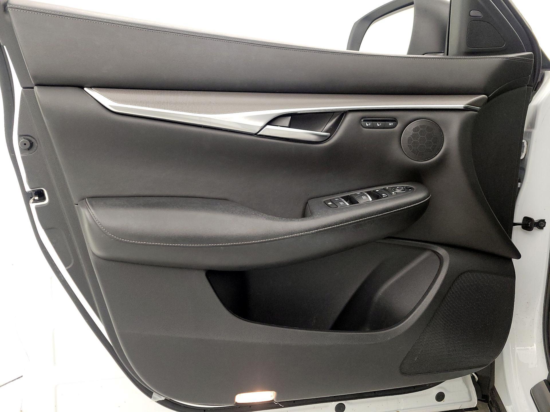 Thumbnail: 2023 INFINITI QX50 - 12