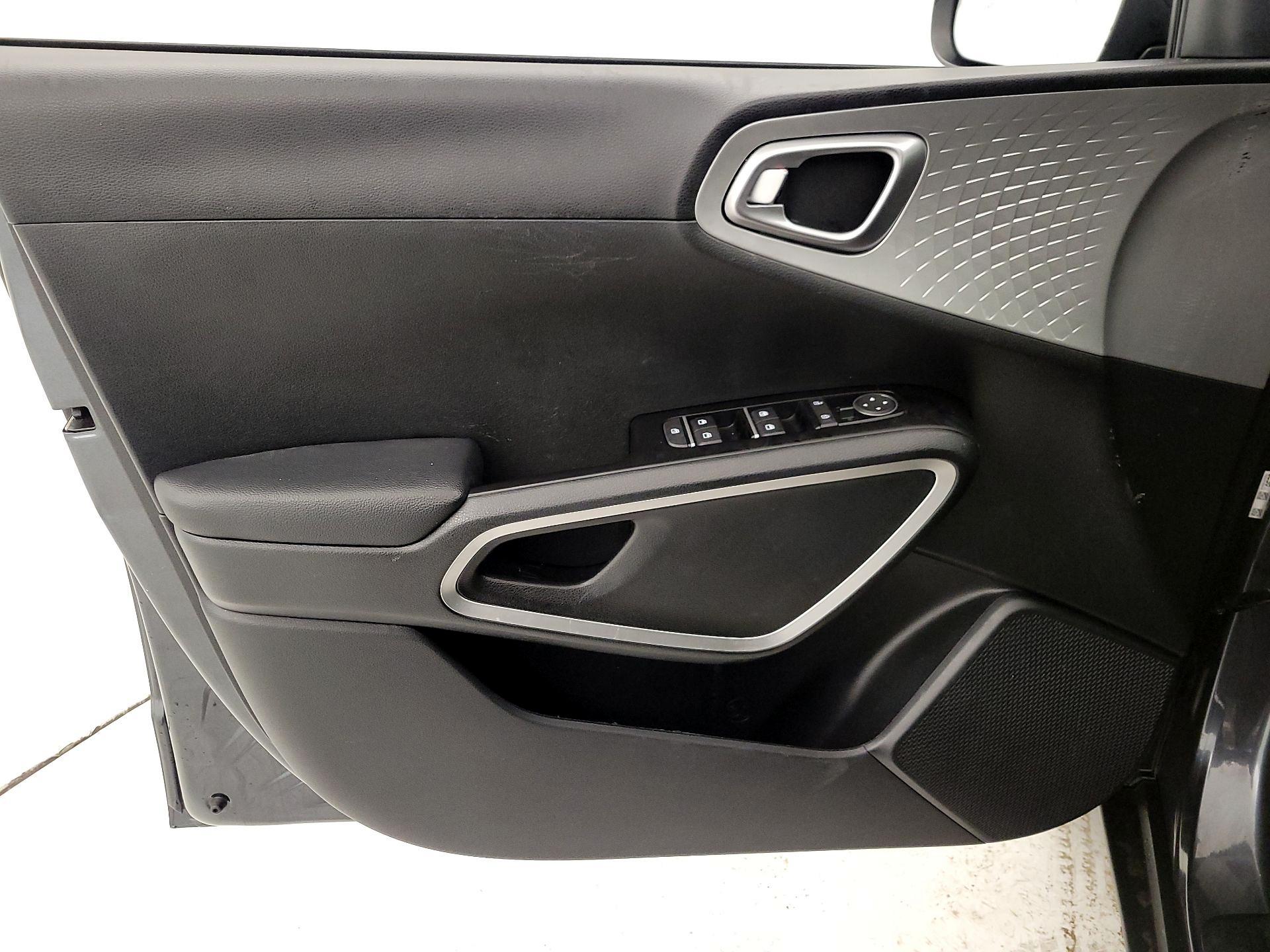 Thumbnail: 2024 Kia Soul - 12