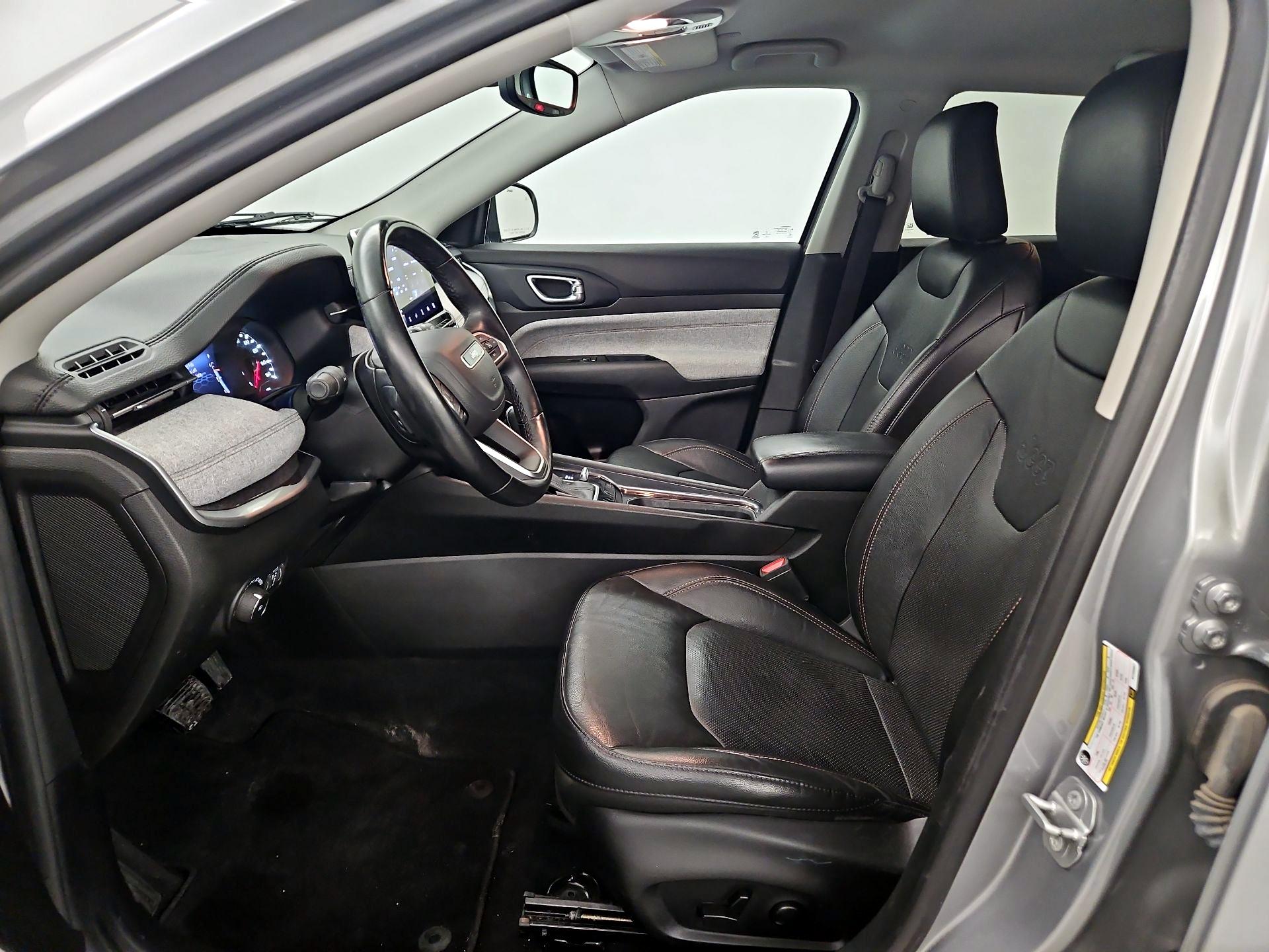 Thumbnail: 2022 Jeep Compass - 11