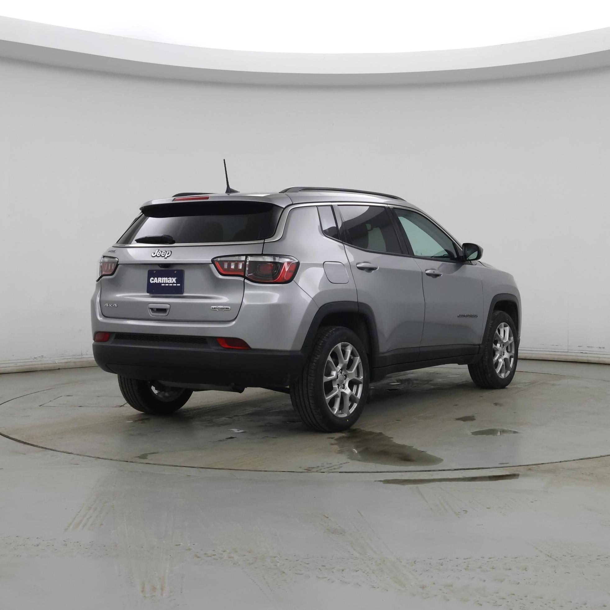 Thumbnail: 2022 Jeep Compass - 8