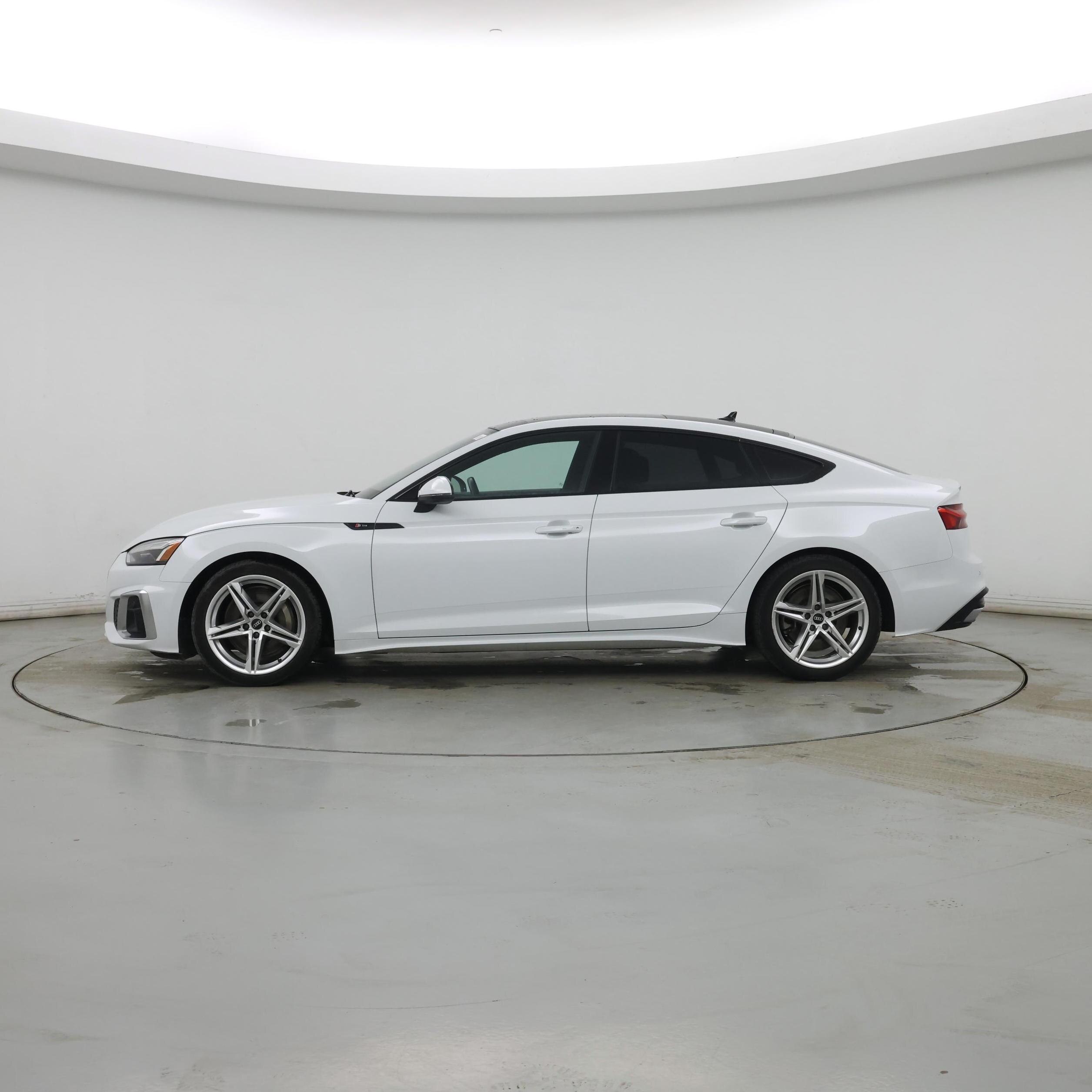 Thumbnail: 2021 Audi A5 - 3