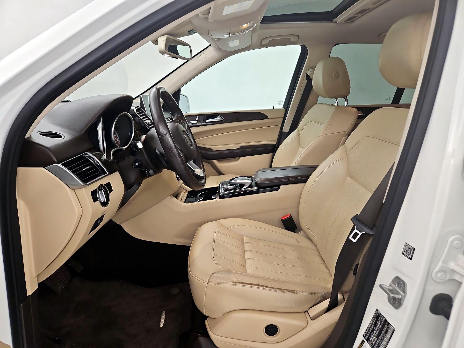 Thumbnail: 2016 Mercedes-Benz GLE - 11