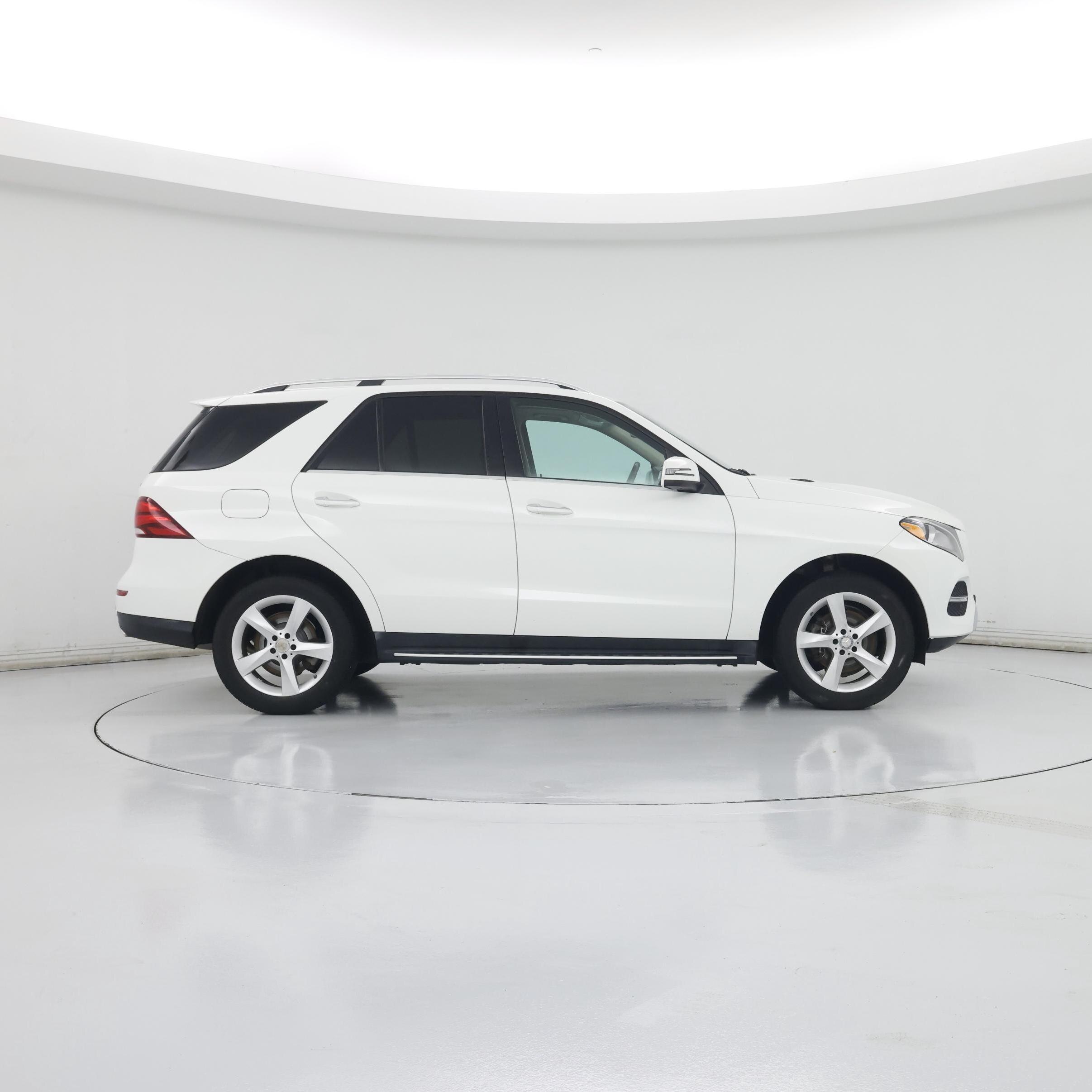 Thumbnail: 2016 Mercedes-Benz GLE - 7