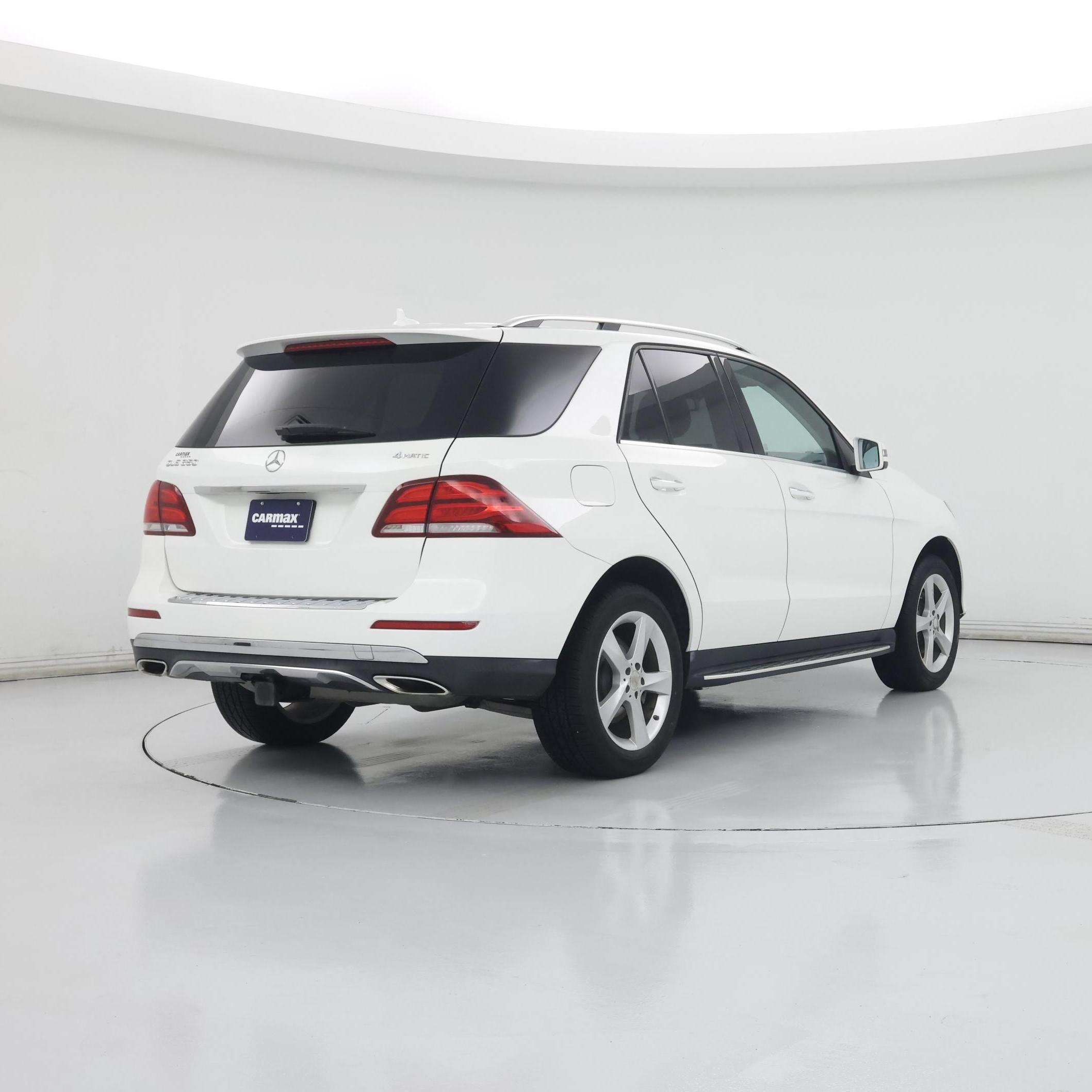 Thumbnail: 2016 Mercedes-Benz GLE - 8