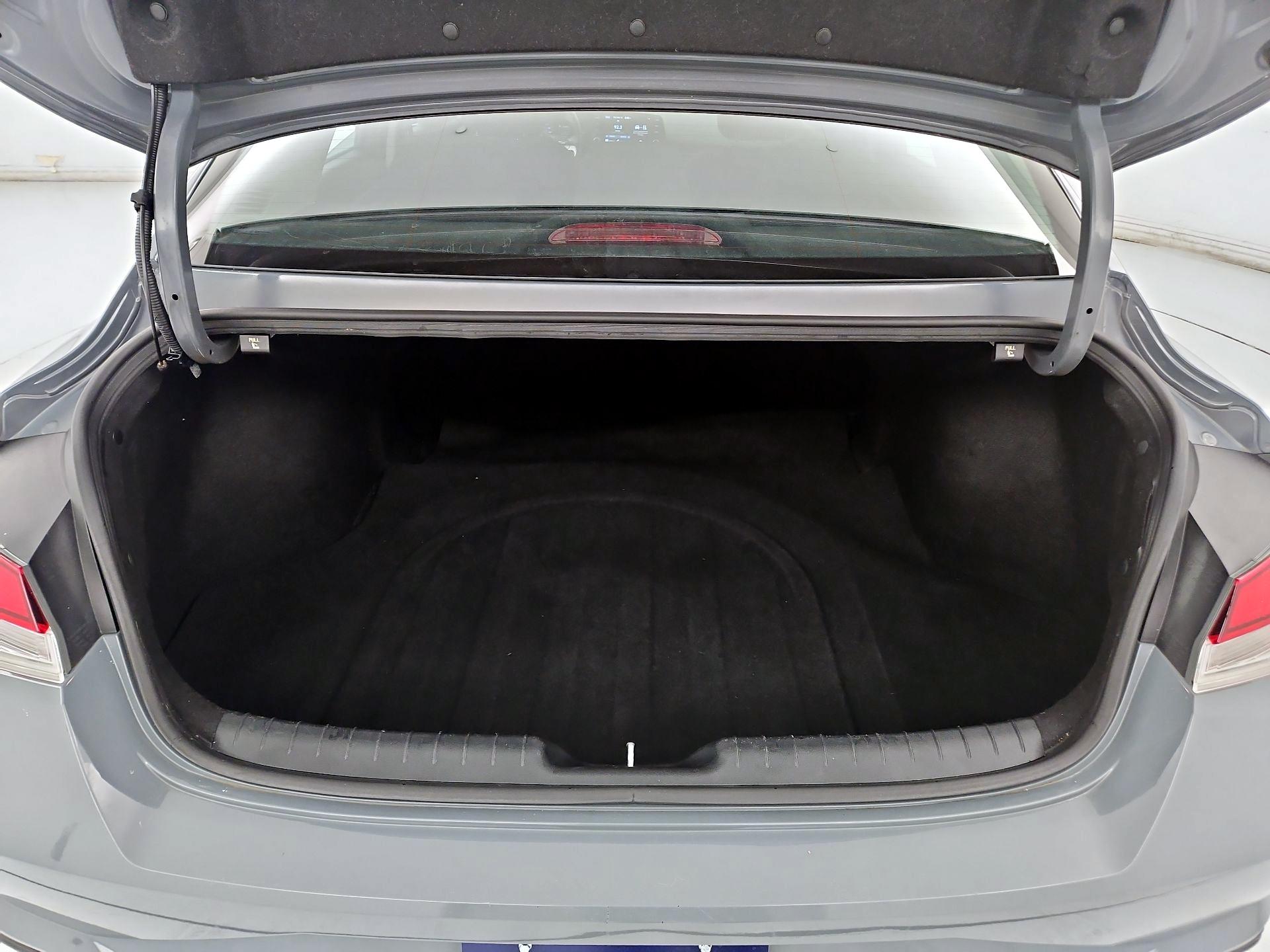 Thumbnail: 2021 Hyundai Elantra - 19