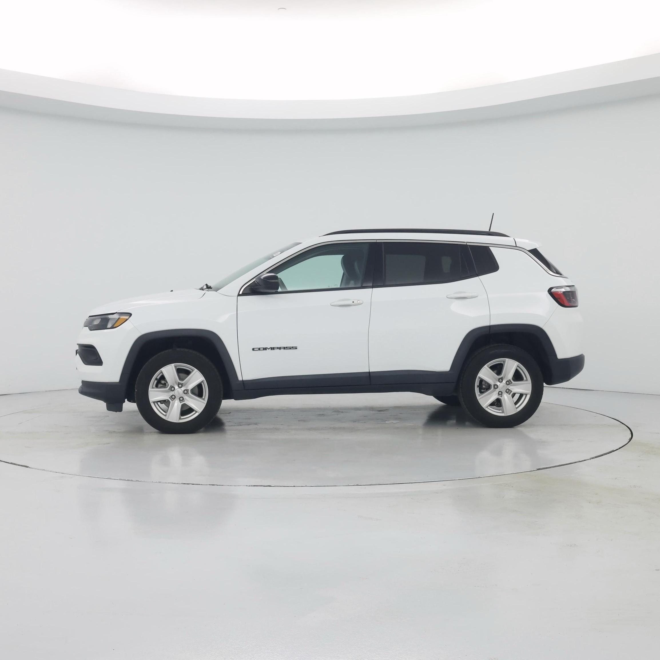 Thumbnail: 2022 Jeep Compass - 3