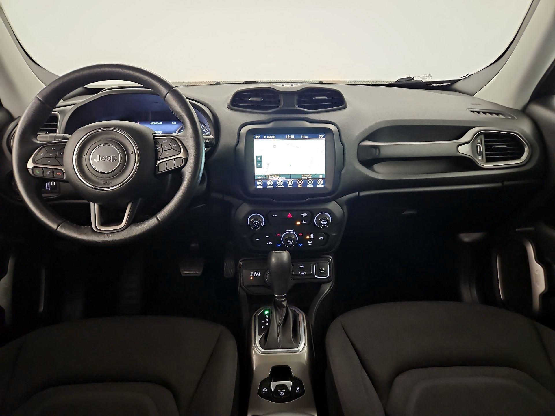 Thumbnail: 2022 Jeep Renegade - 9