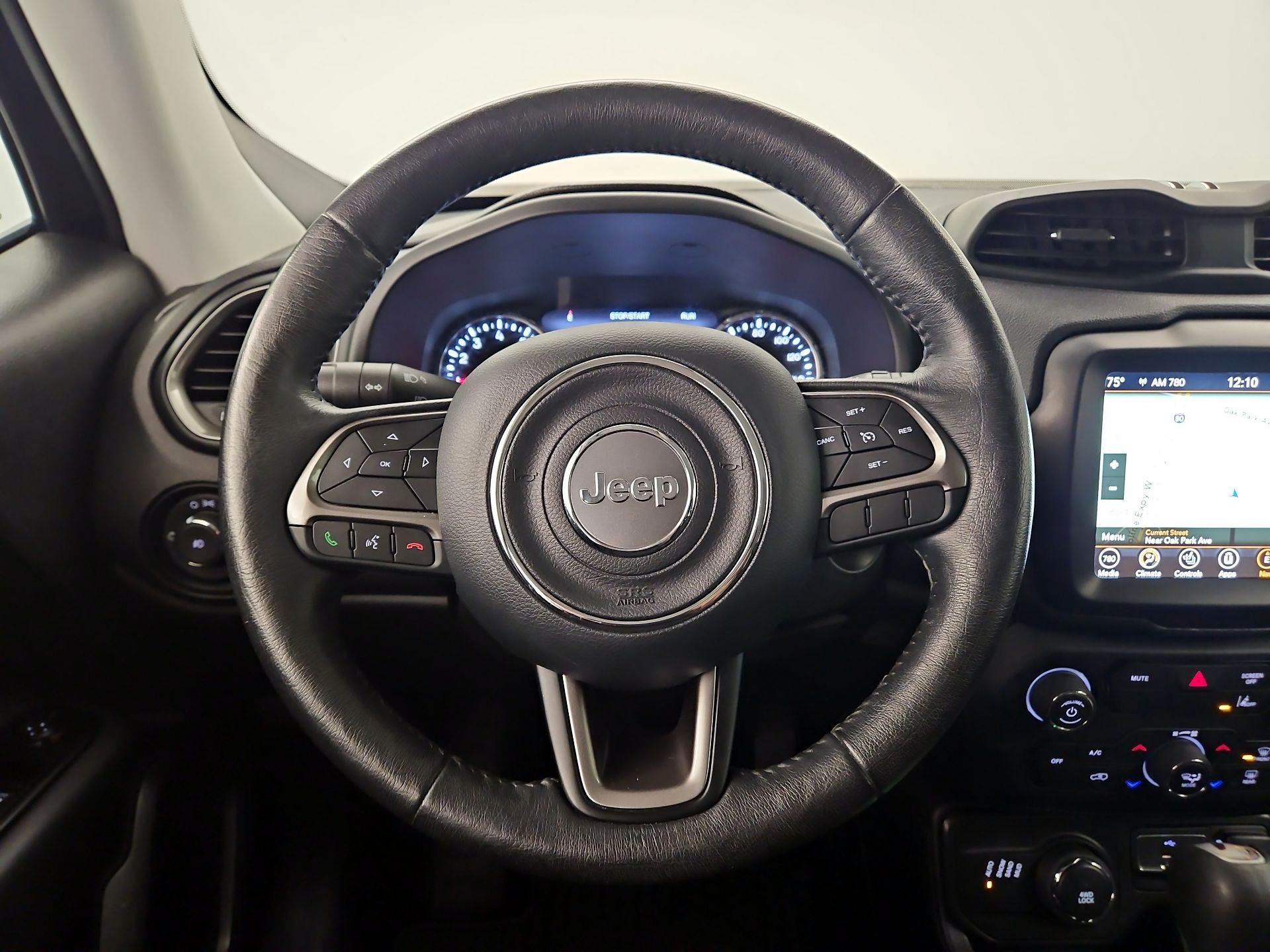 Thumbnail: 2022 Jeep Renegade - 10