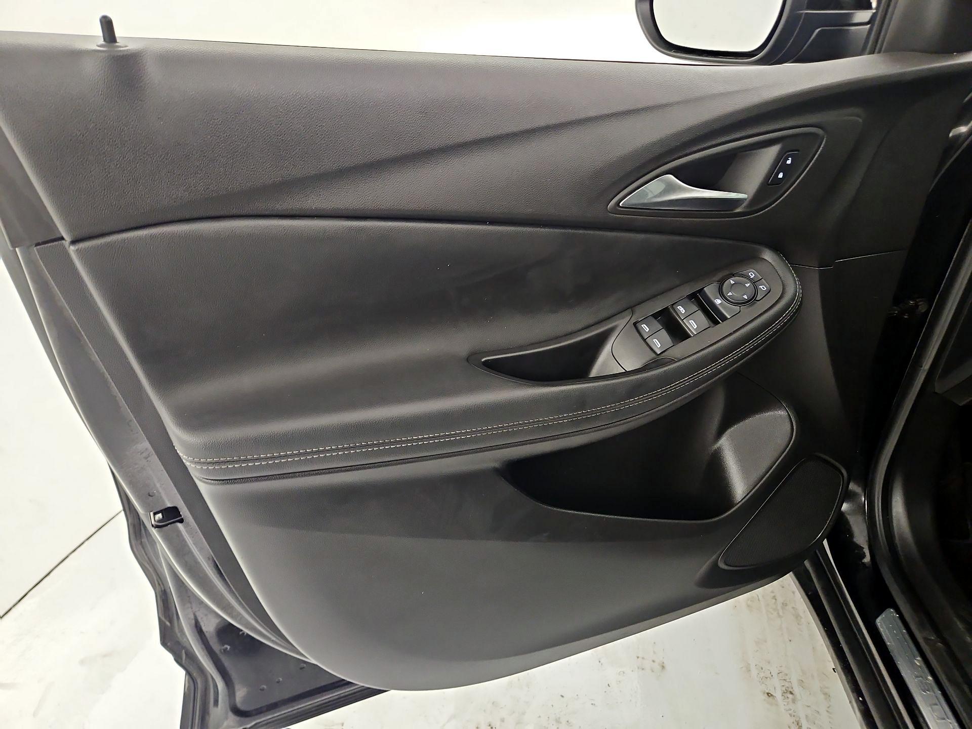 Thumbnail: 2023 Buick Encore GX - 12