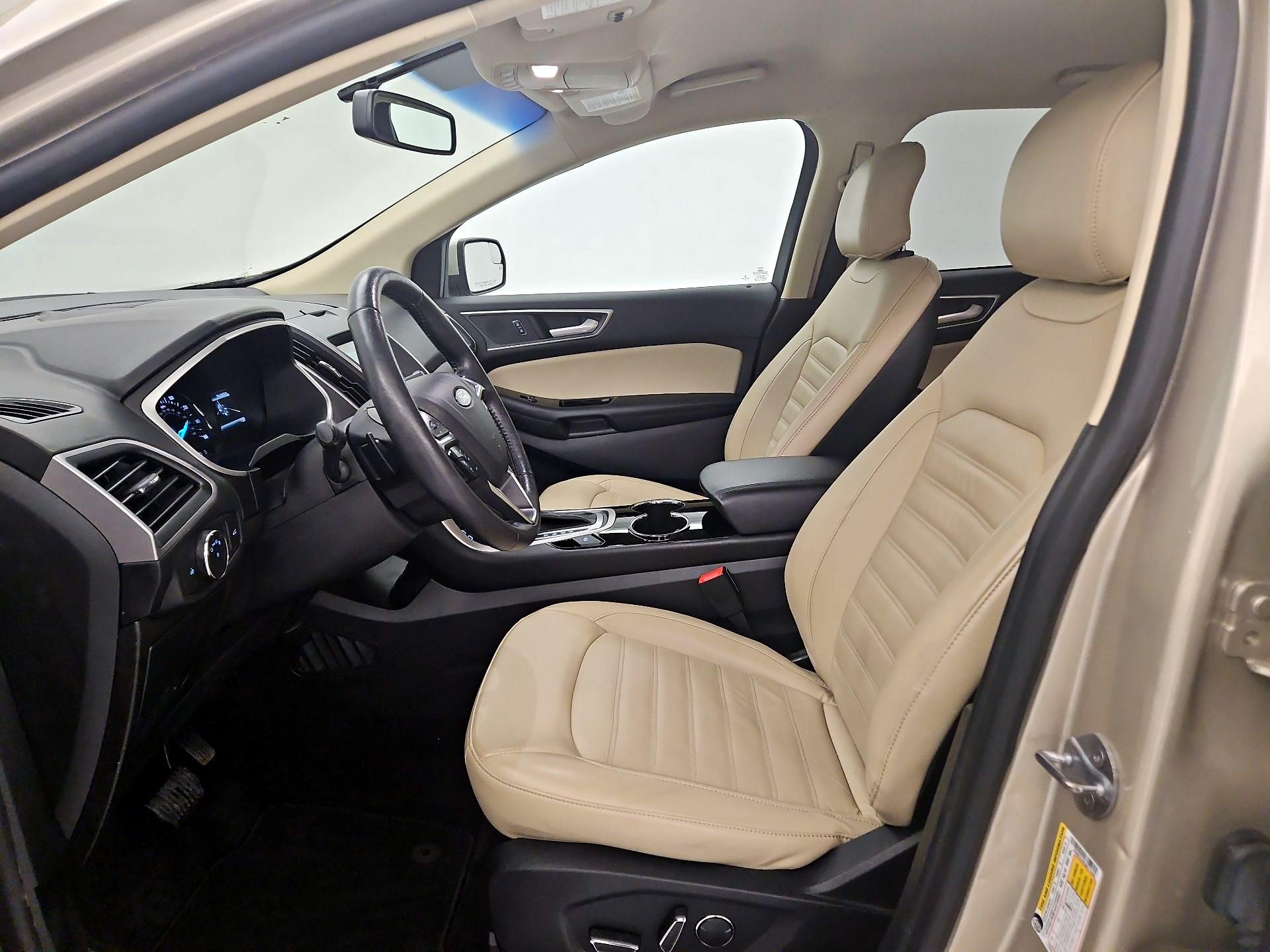 Thumbnail: 2018 Ford Edge - 11