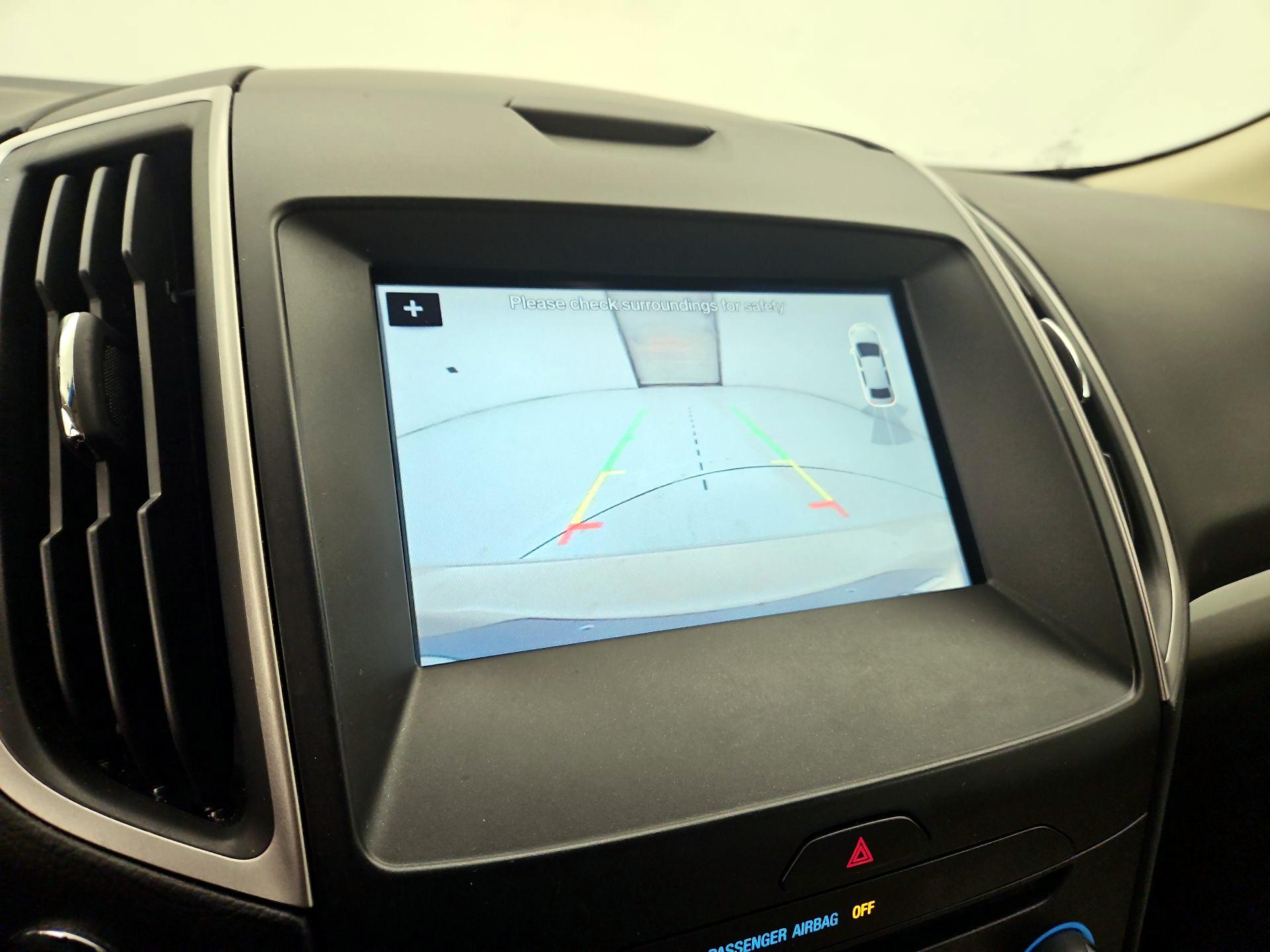 Thumbnail: 2018 Ford Edge - 15