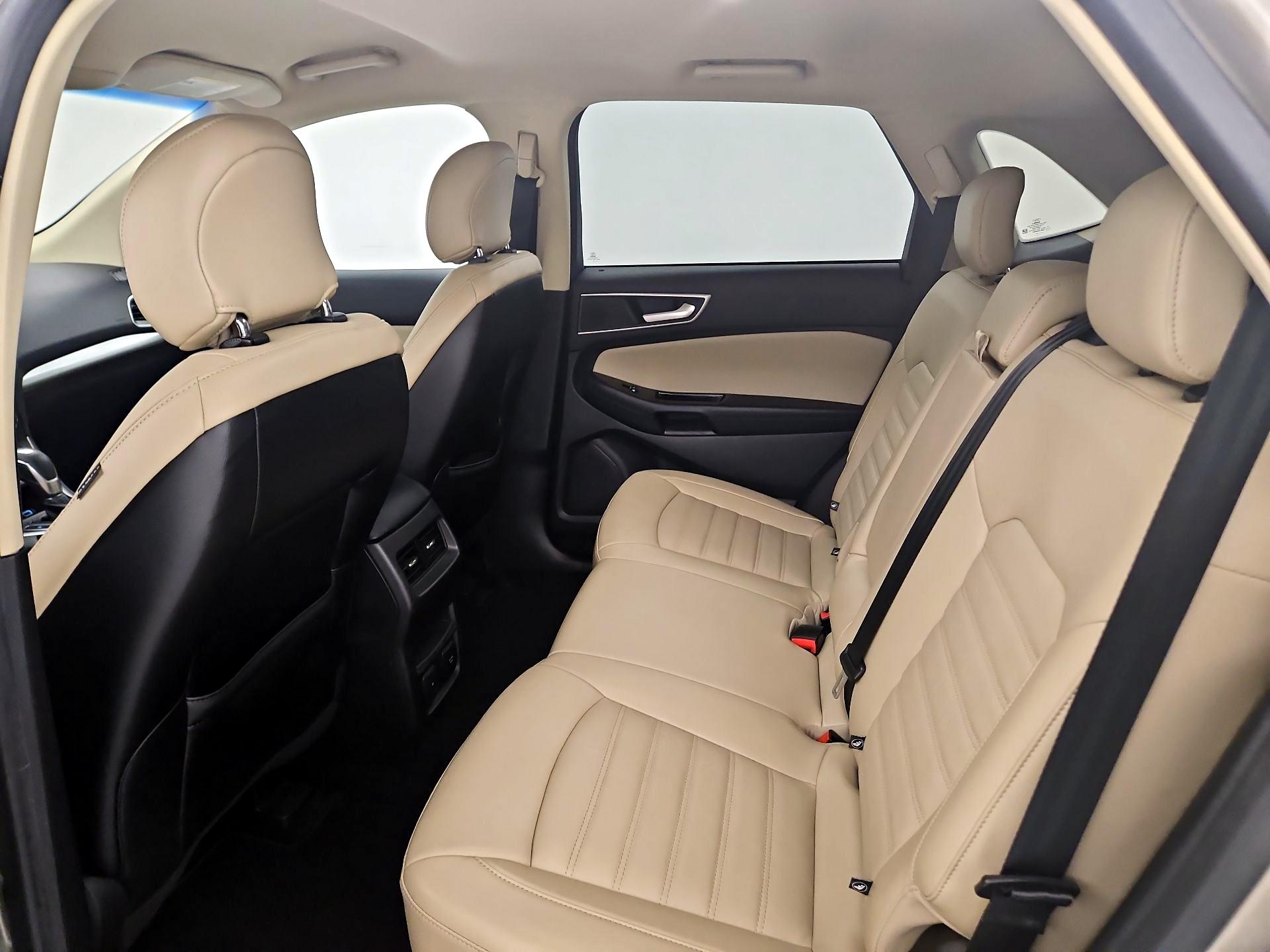 Thumbnail: 2018 Ford Edge - 20