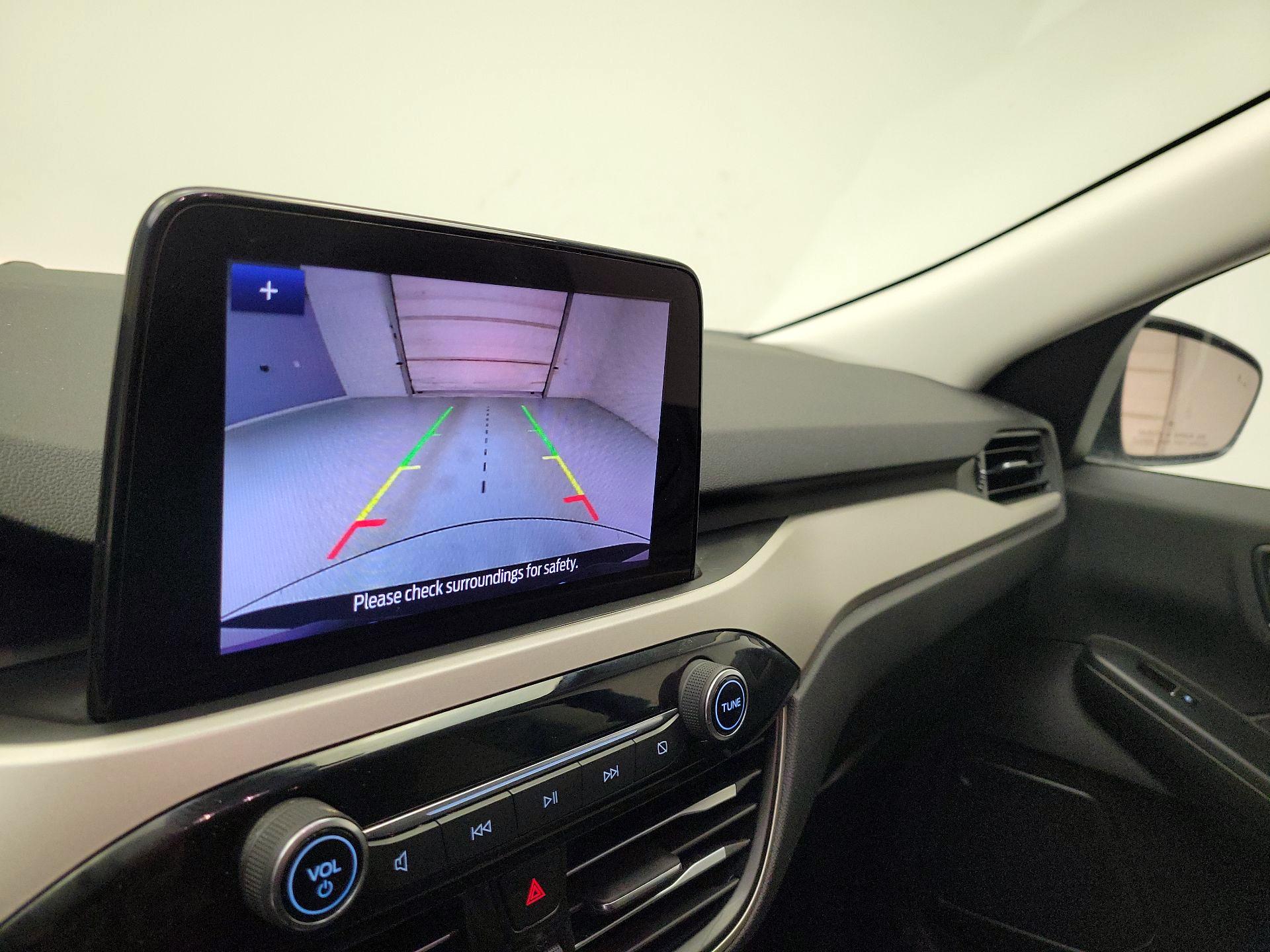 Thumbnail: 2022 Ford Escape - 14