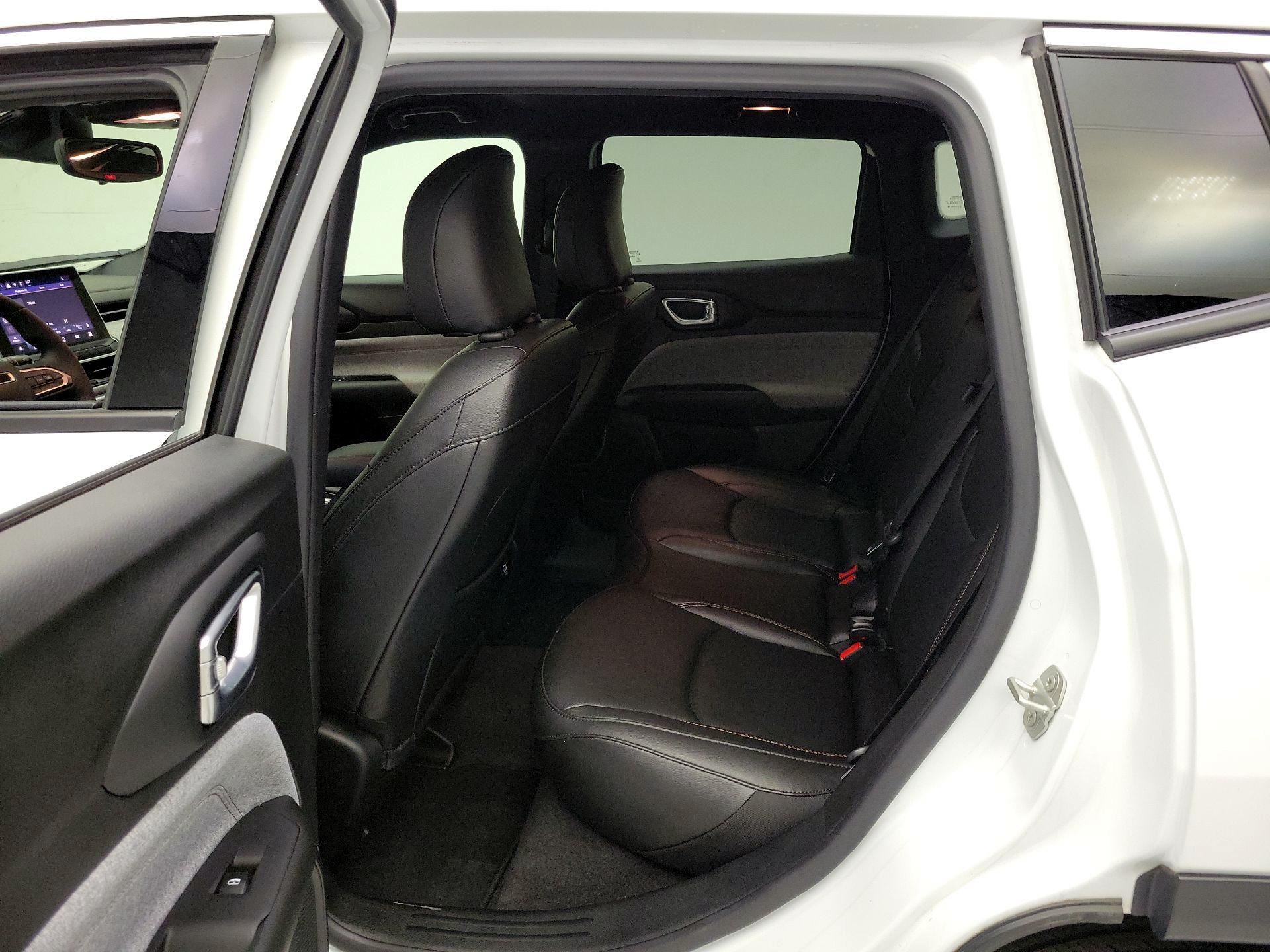 Thumbnail: 2024 Jeep Compass - 18