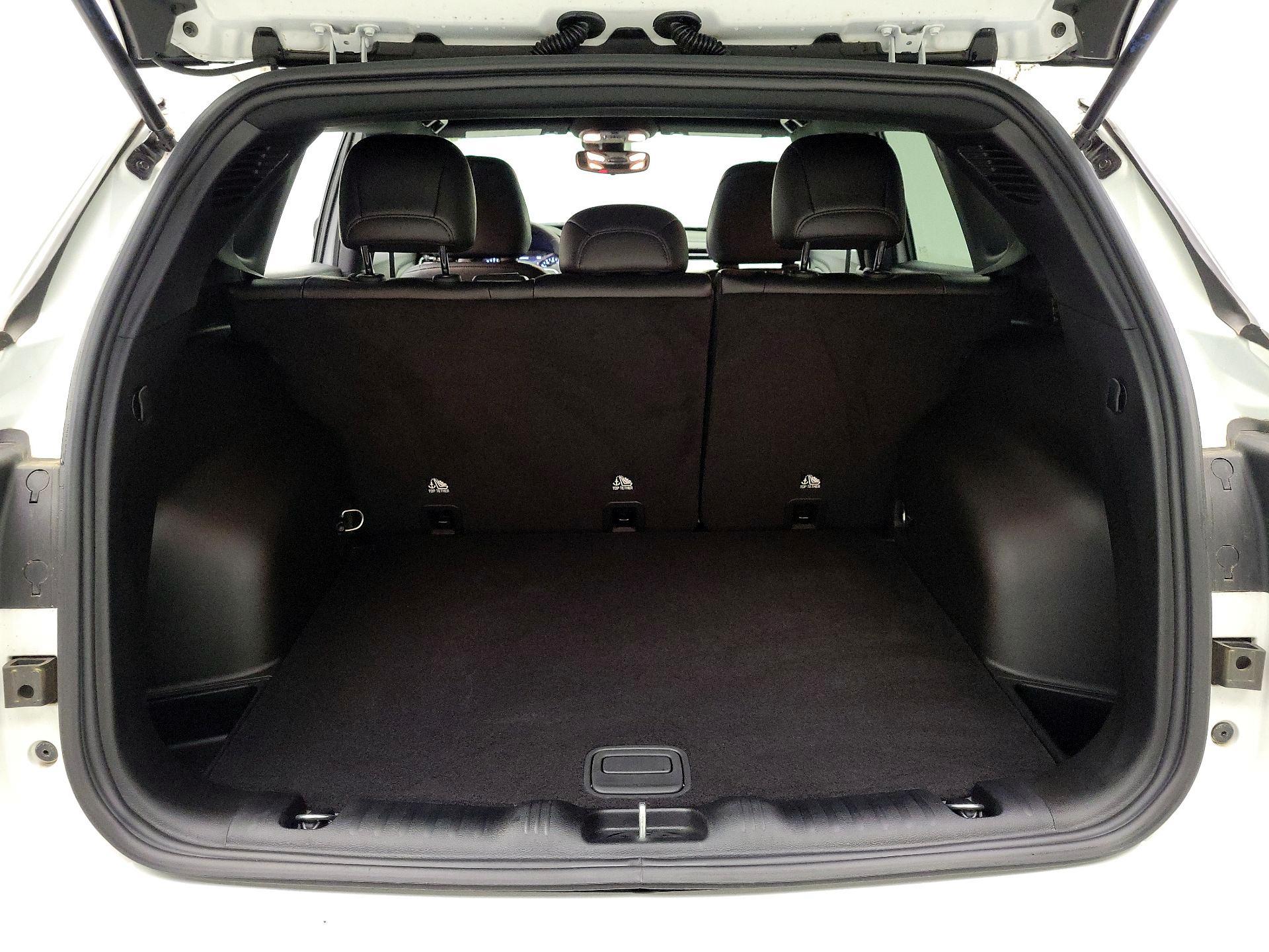 Thumbnail: 2024 Jeep Compass - 19