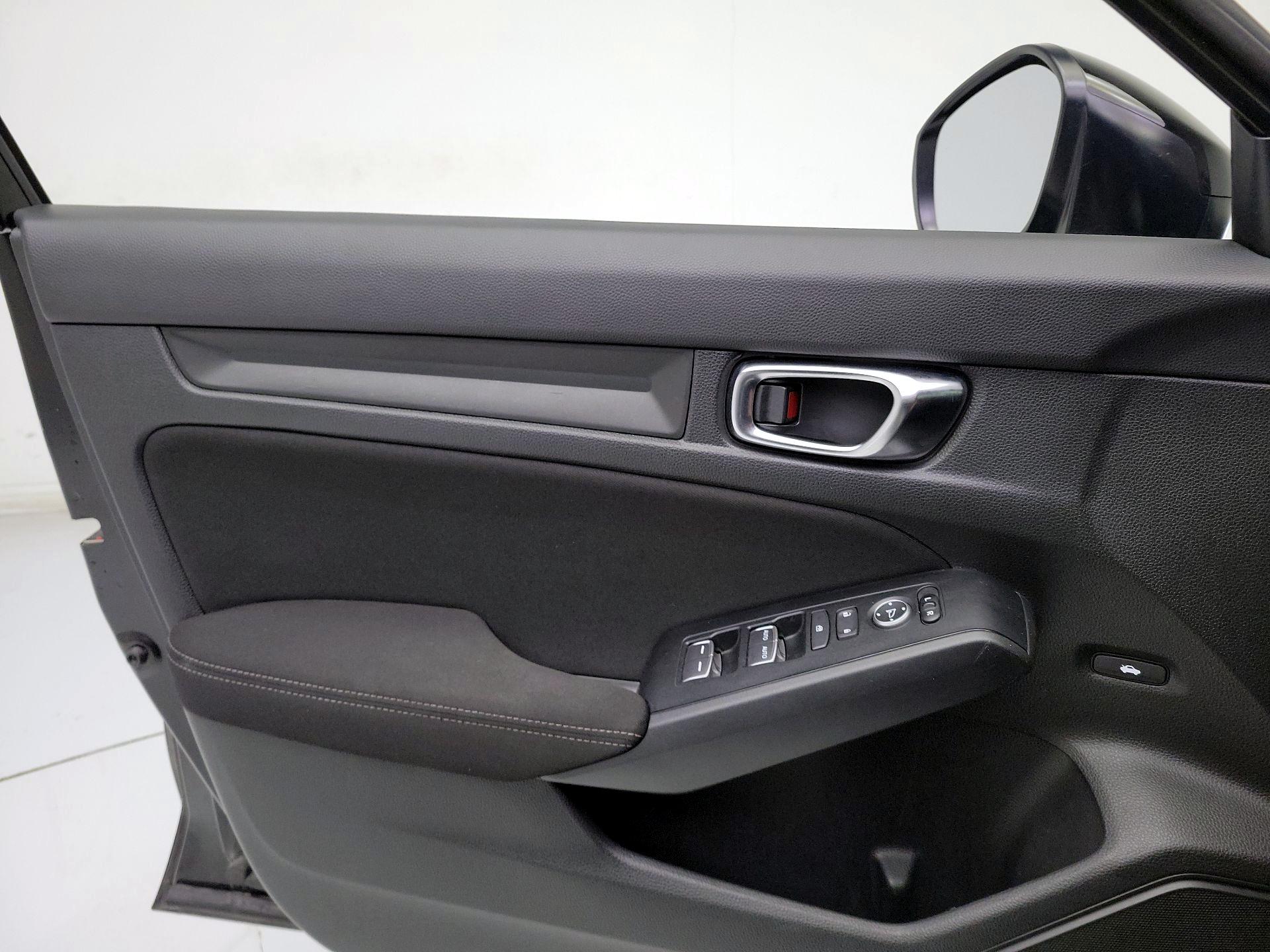 Thumbnail: 2024 Honda Civic - 12