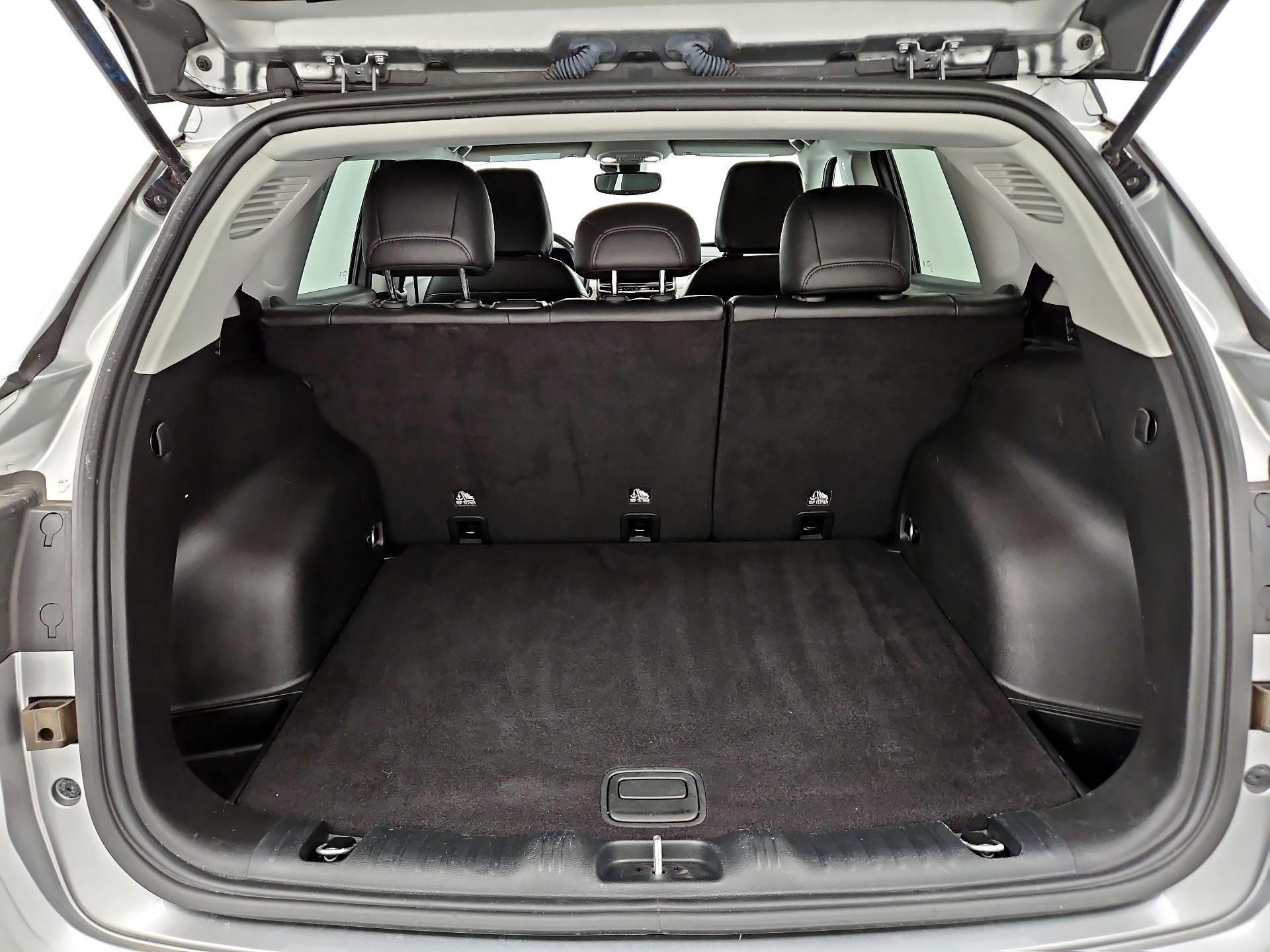 Thumbnail: 2022 Jeep Compass - 20