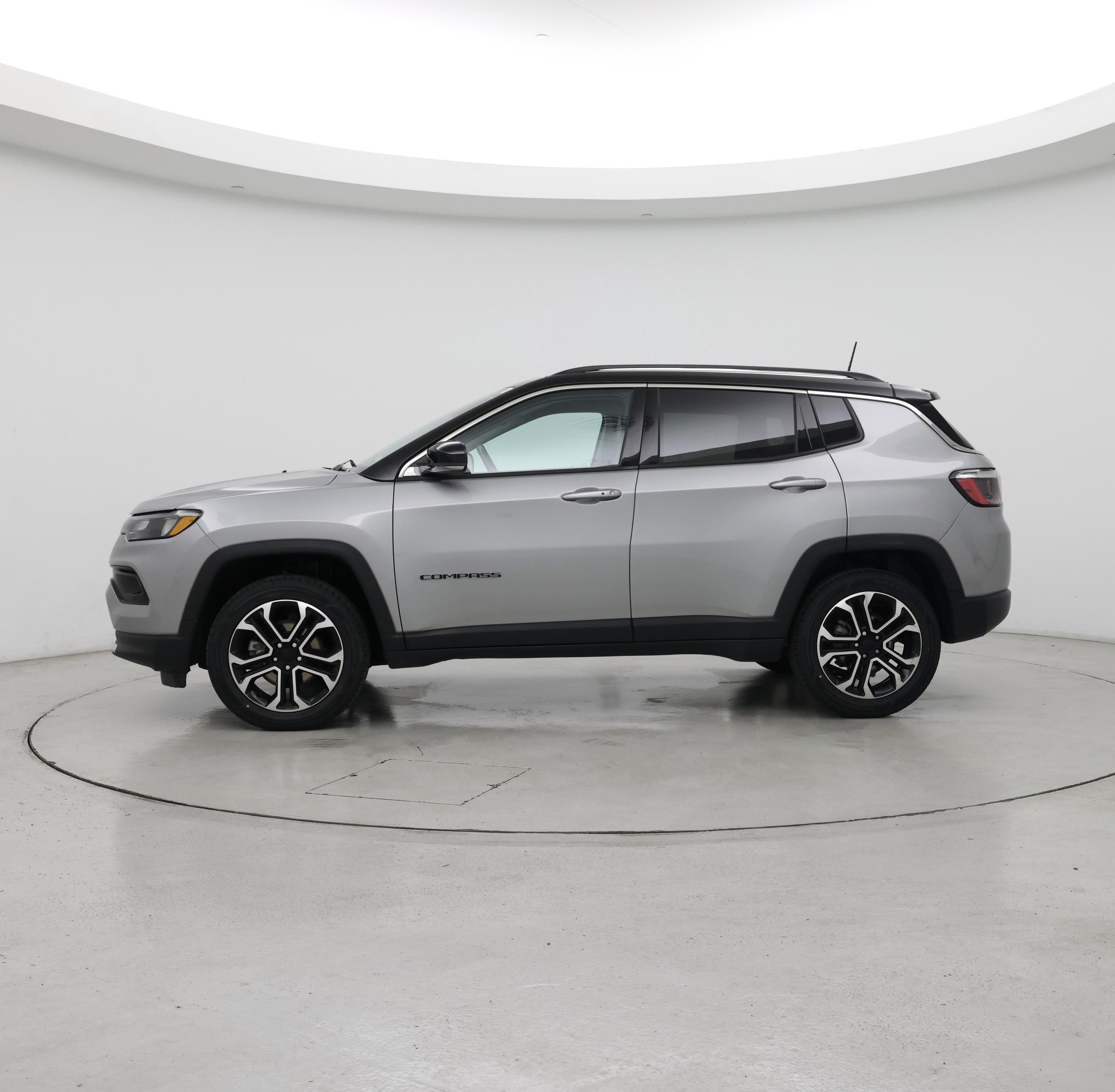 Thumbnail: 2022 Jeep Compass - 3