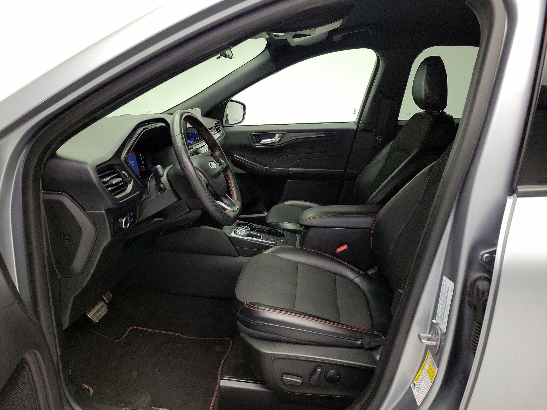 Thumbnail: 2023 Ford Escape - 11